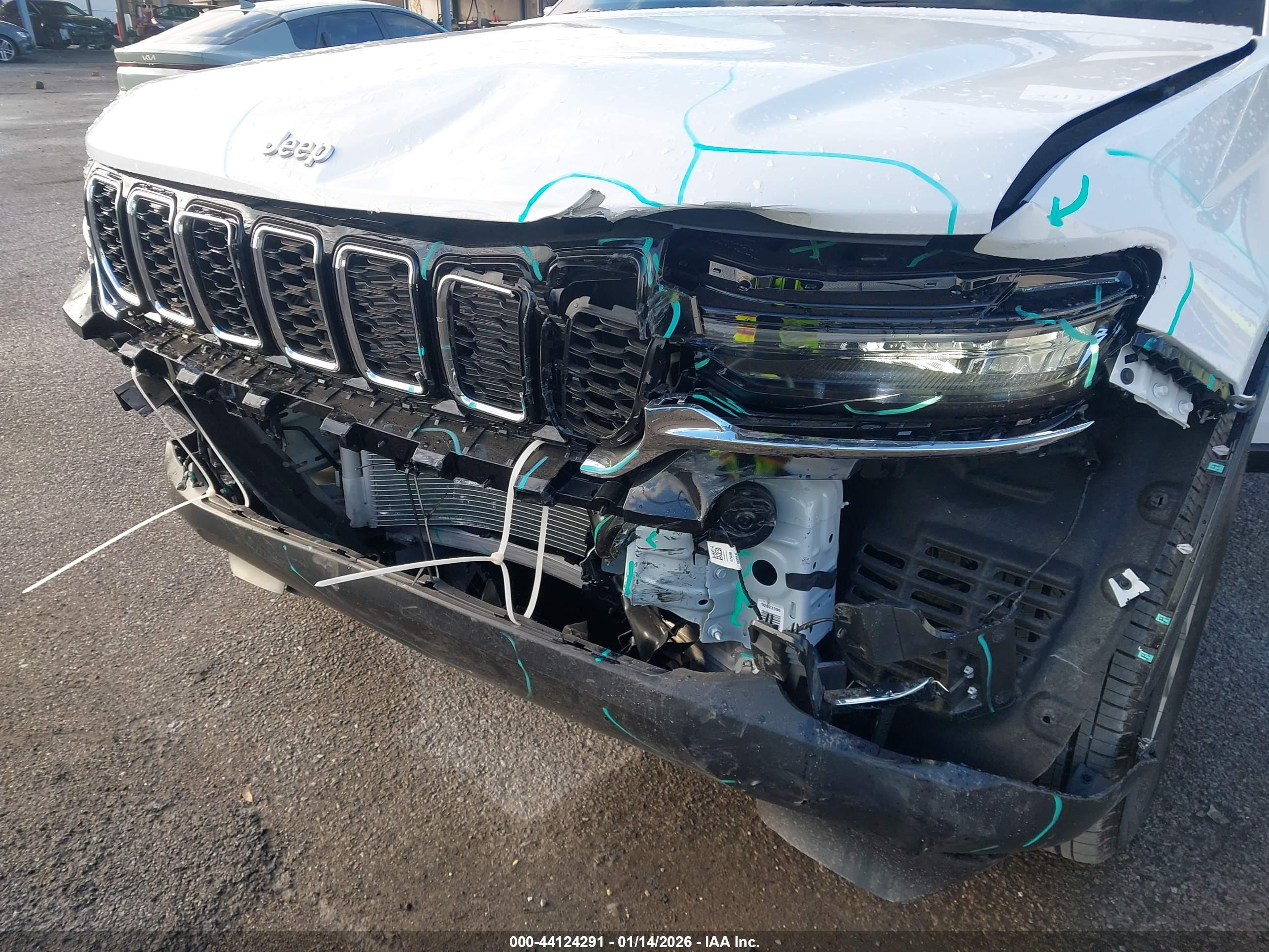 JEEP GRAND image 6