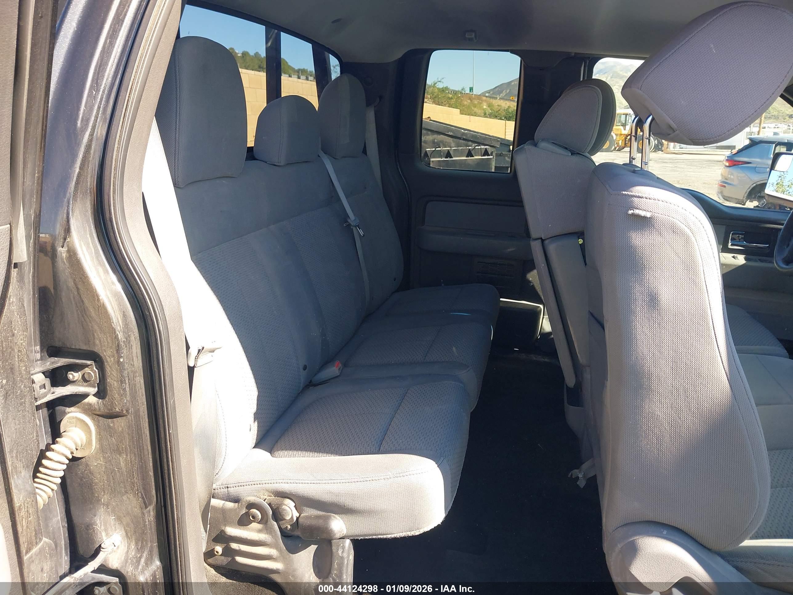 FORD F-150 image 8