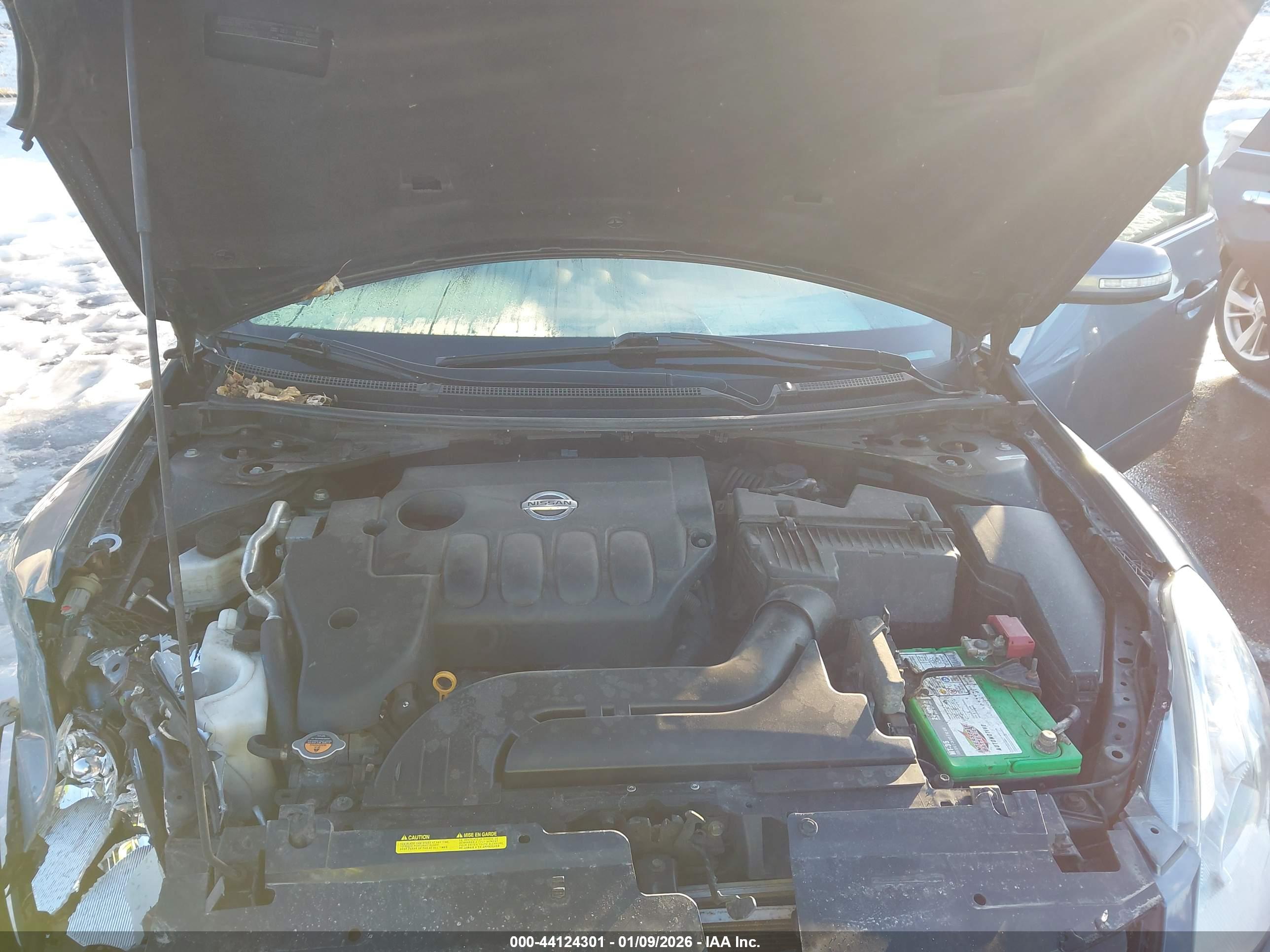 NISSAN ALTIMA image 10