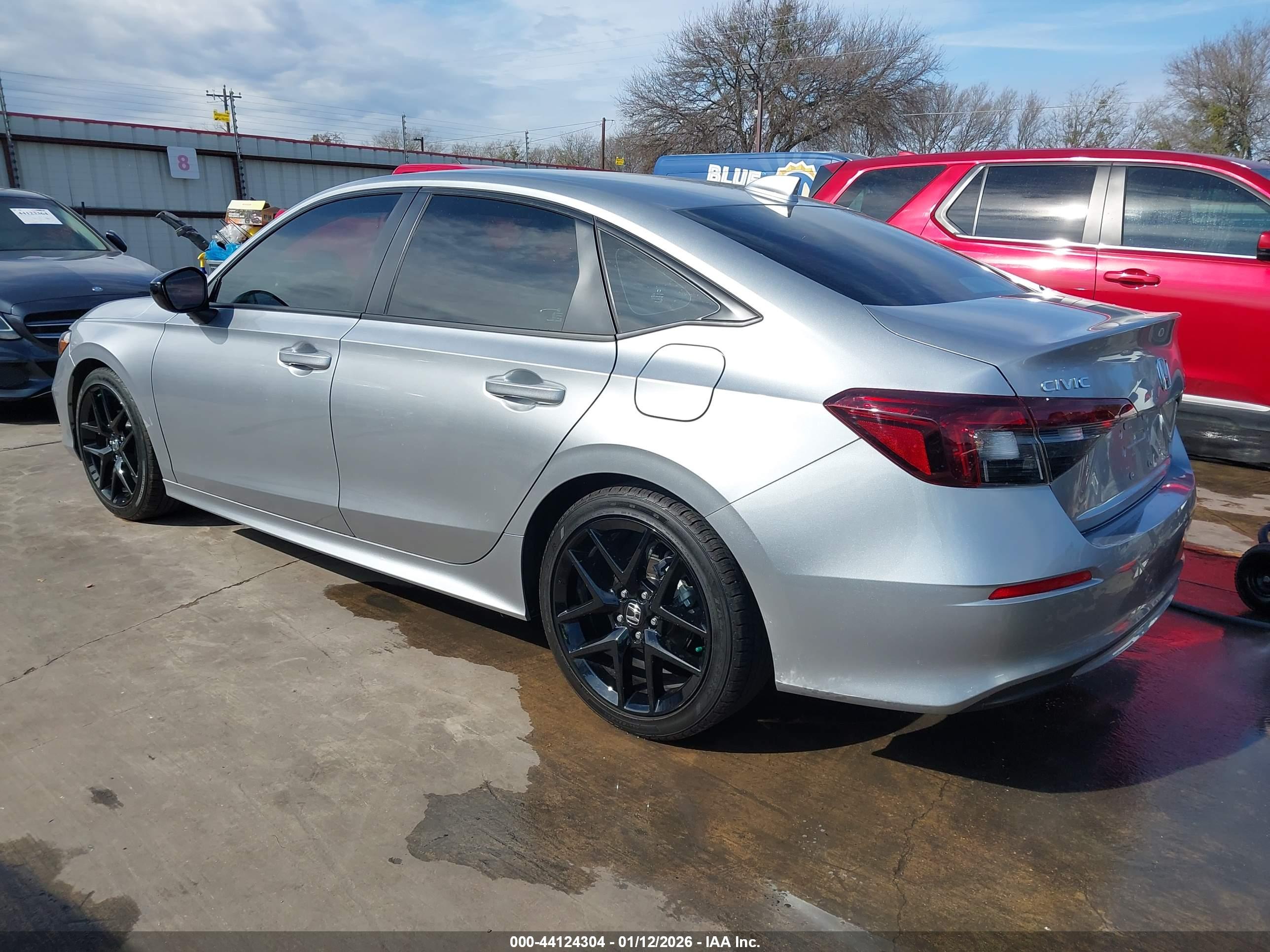 HONDA CIVIC image 3