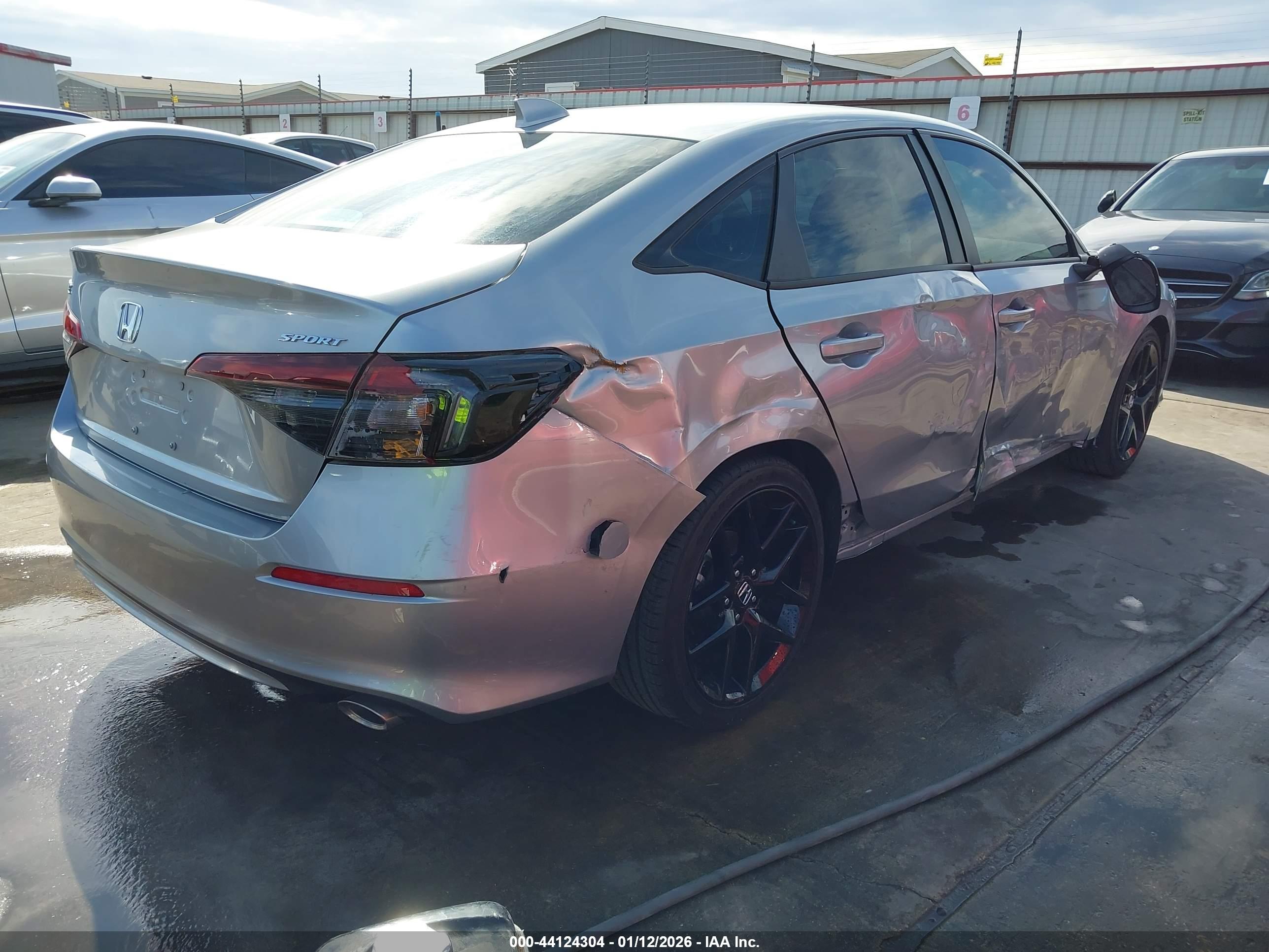 HONDA CIVIC image 4