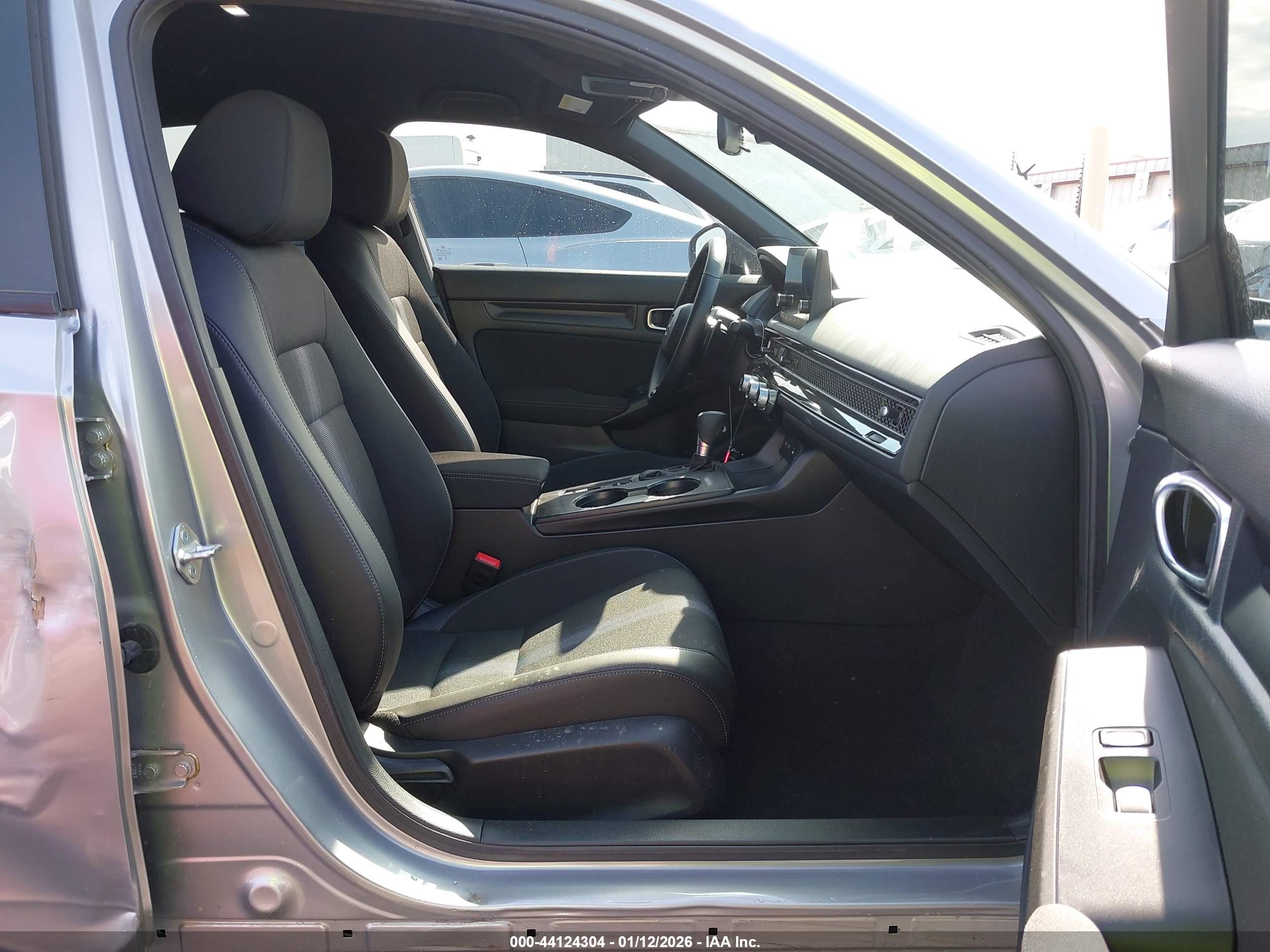 HONDA CIVIC image 5