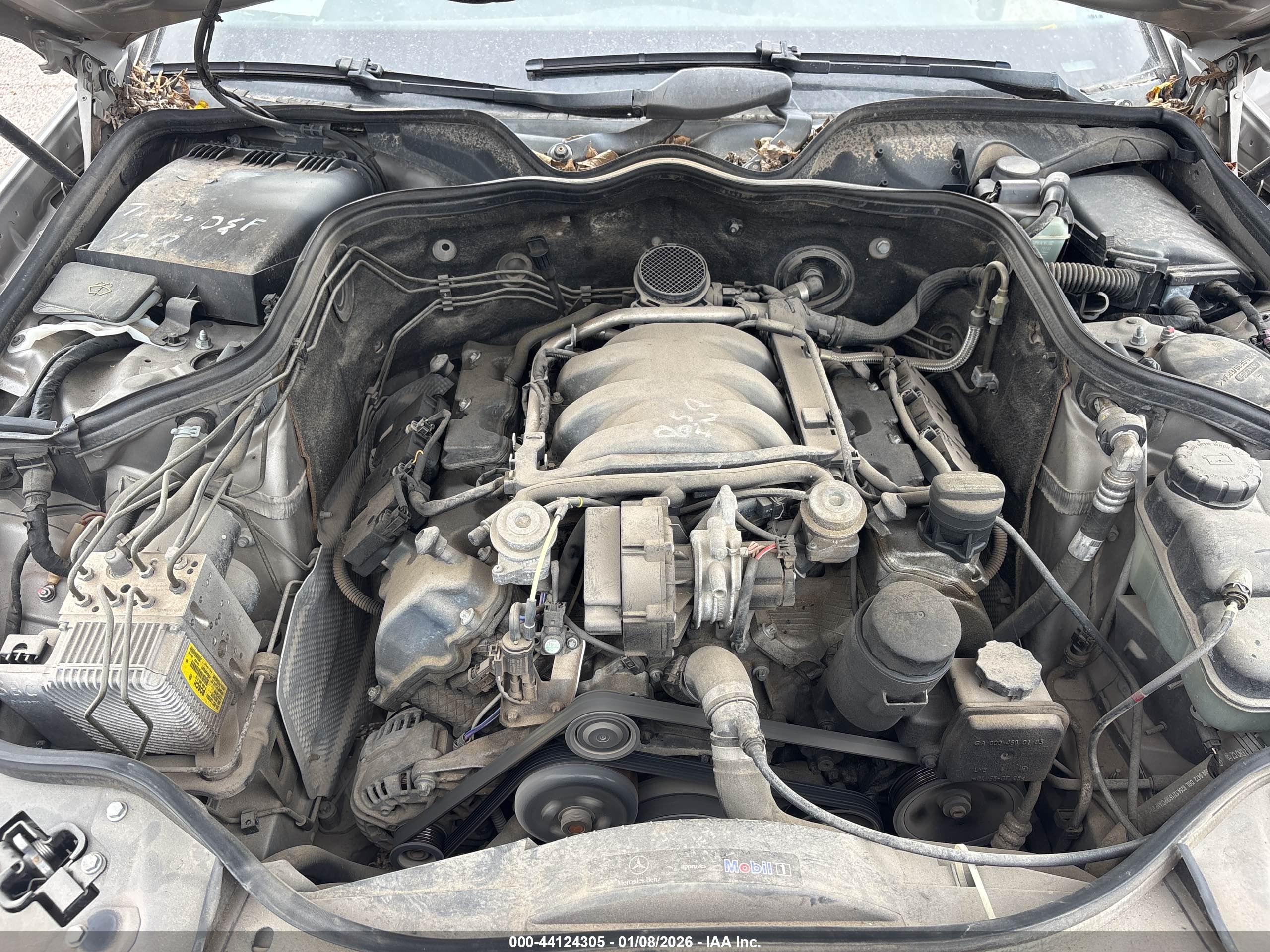 MERCEDES-BENZ E image 10