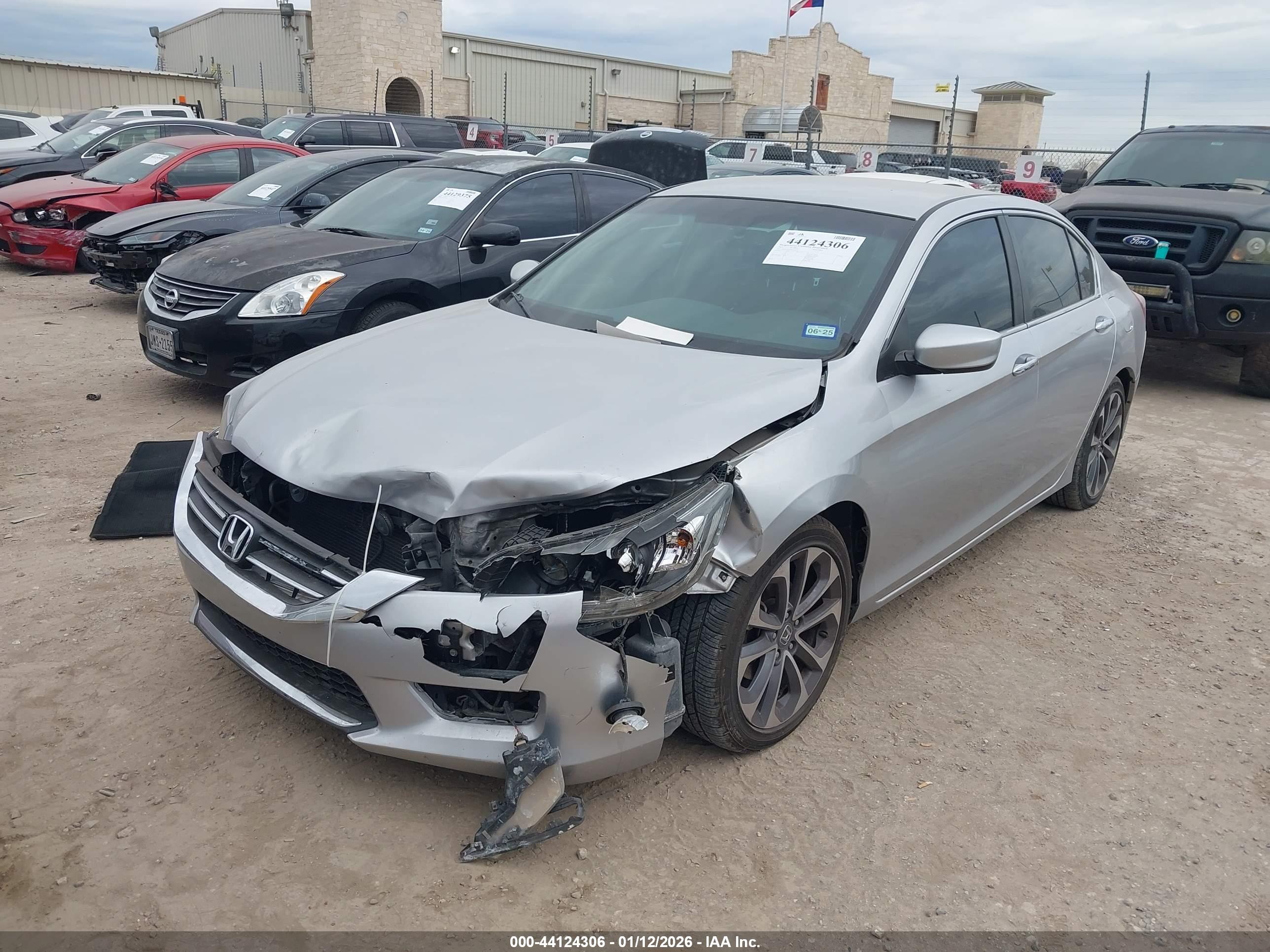 HONDA ACCORD image 2