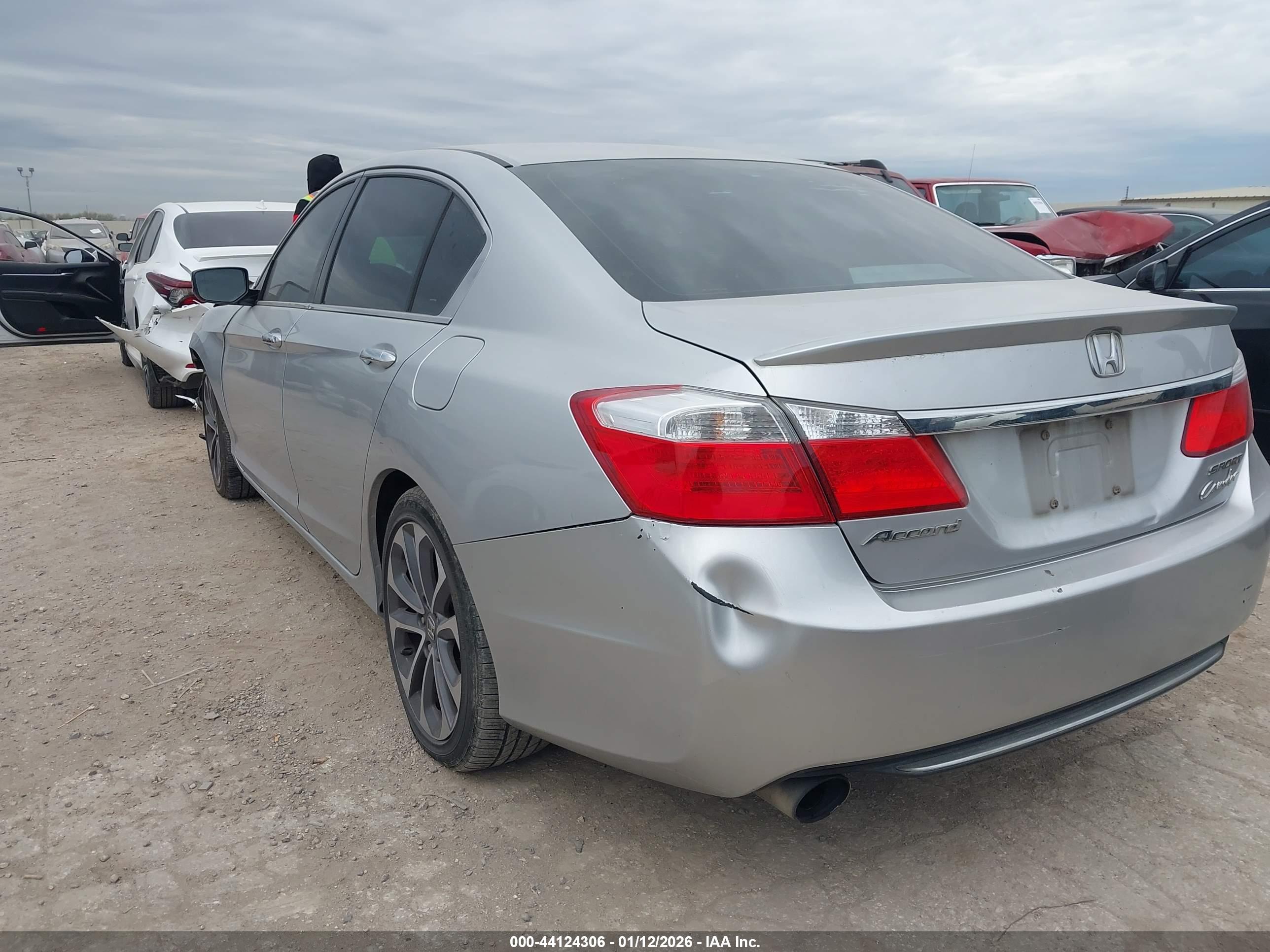 HONDA ACCORD image 3