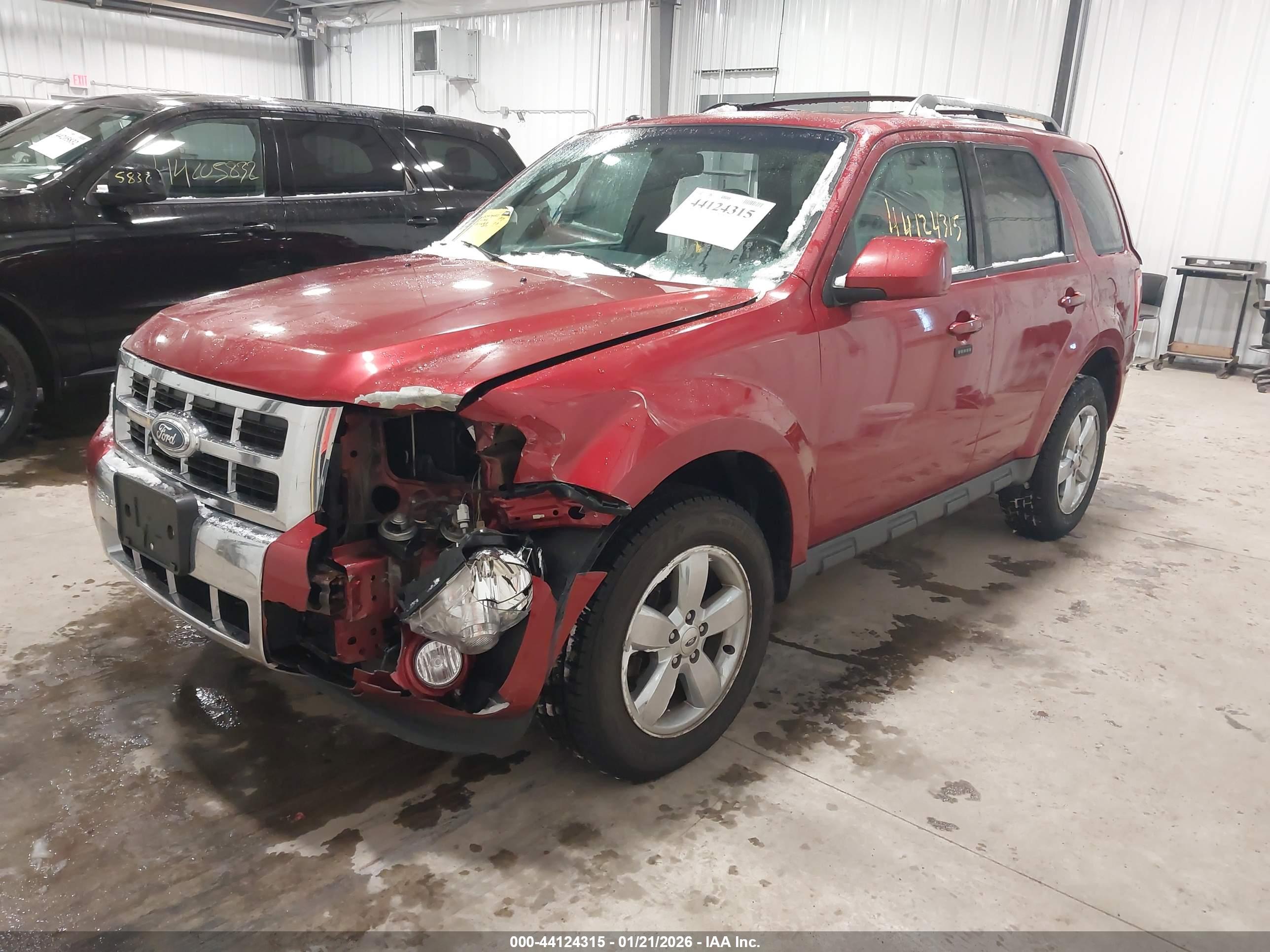 FORD ESCAPE image 2