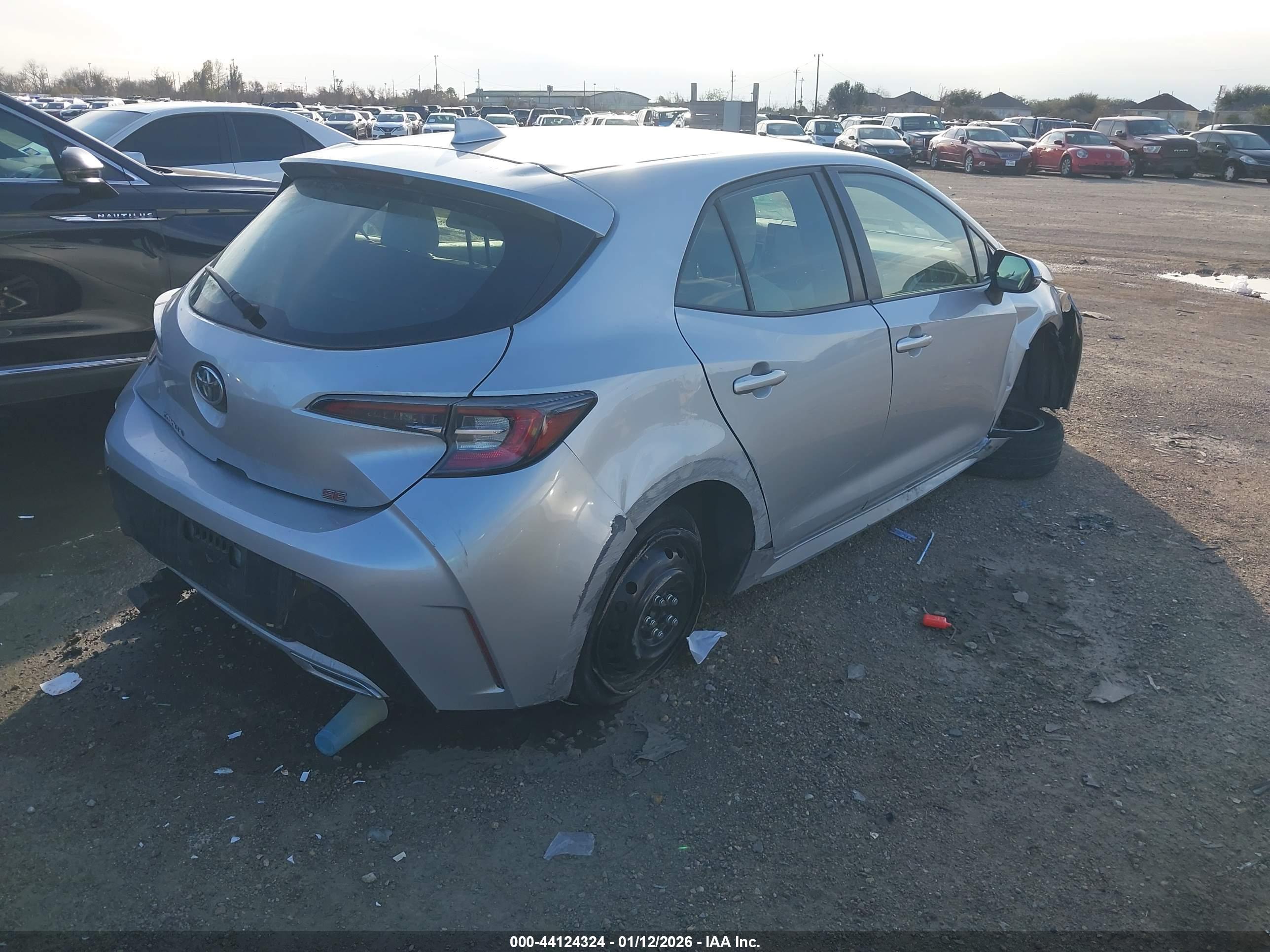 TOYOTA COROLLA image 4