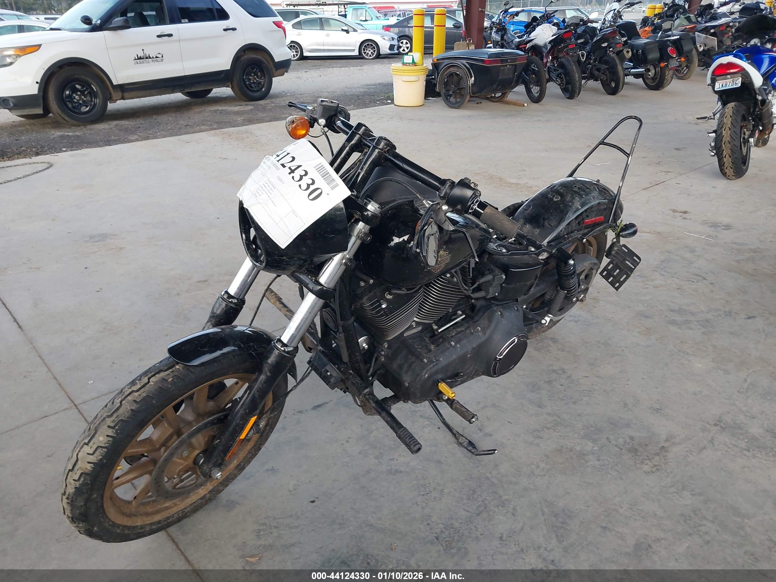 HARLEY-DAVIDSON FXDLS image 2
