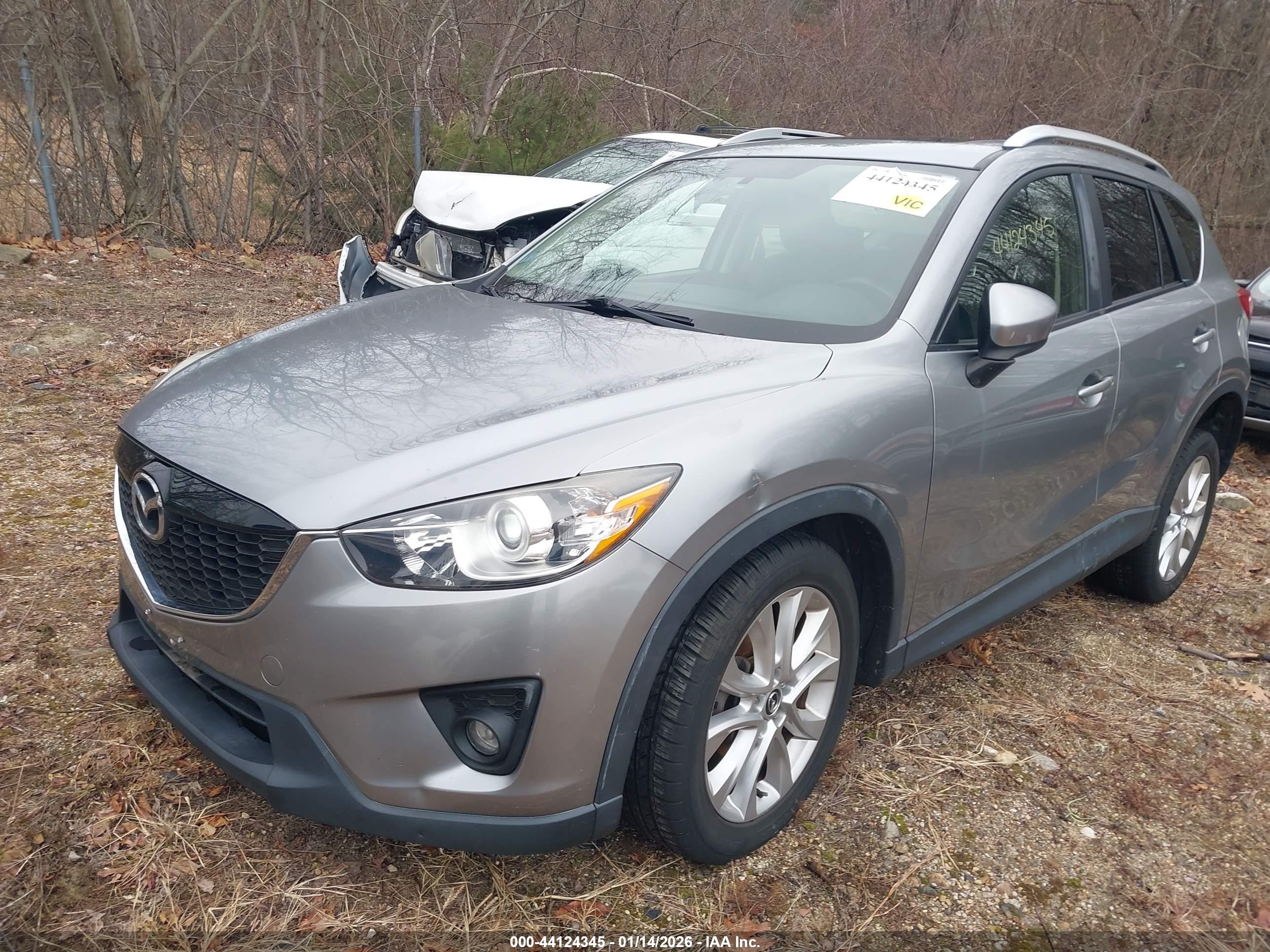 MAZDA CX-5 image 2