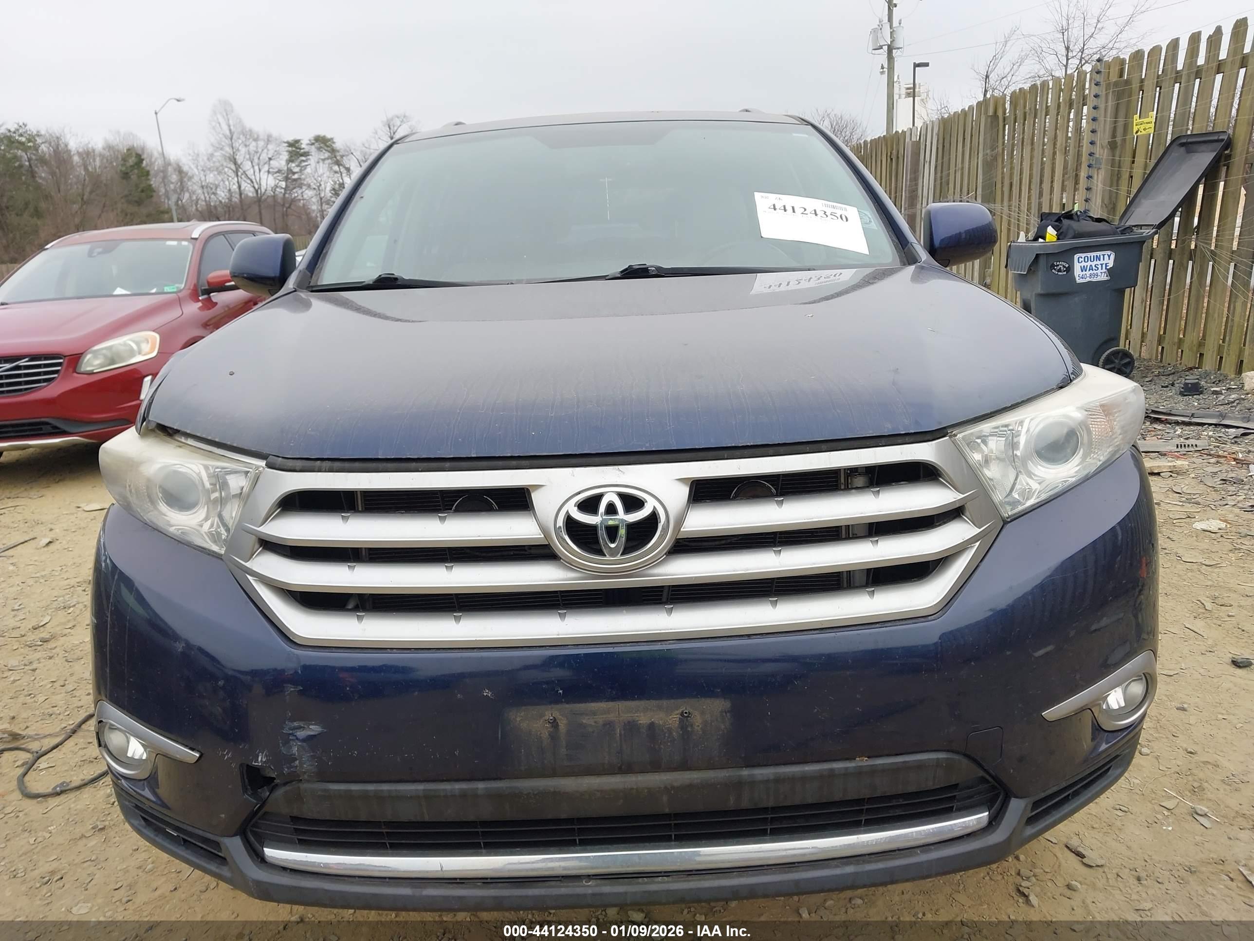 TOYOTA HIGHLANDER image 6