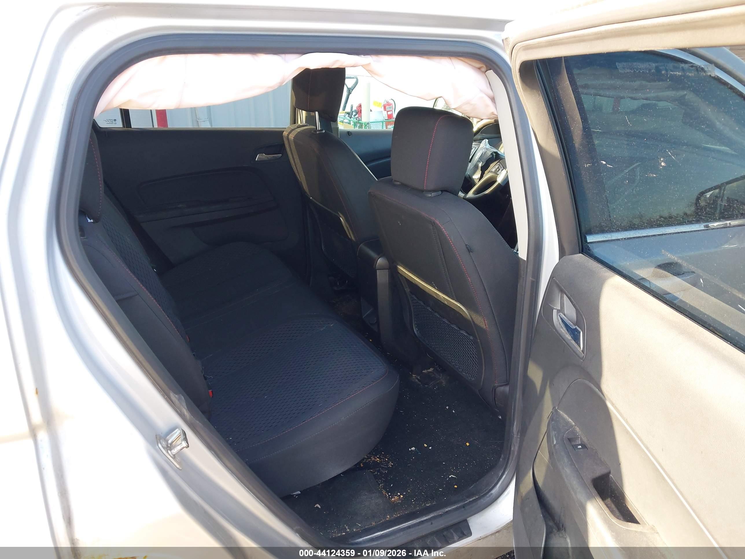 GMC TERRAIN image 8