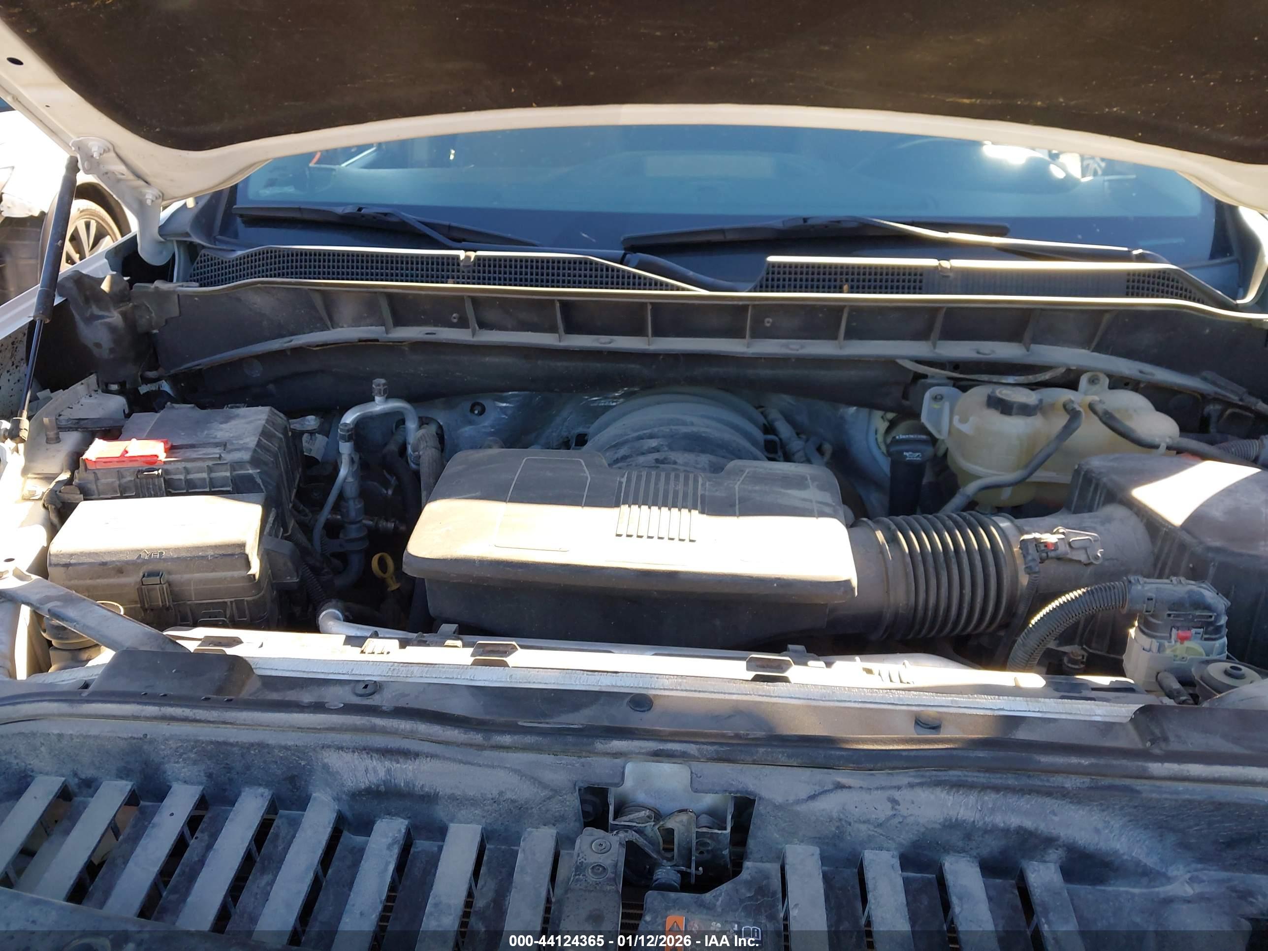 CHEVROLET SILVERADO image 10