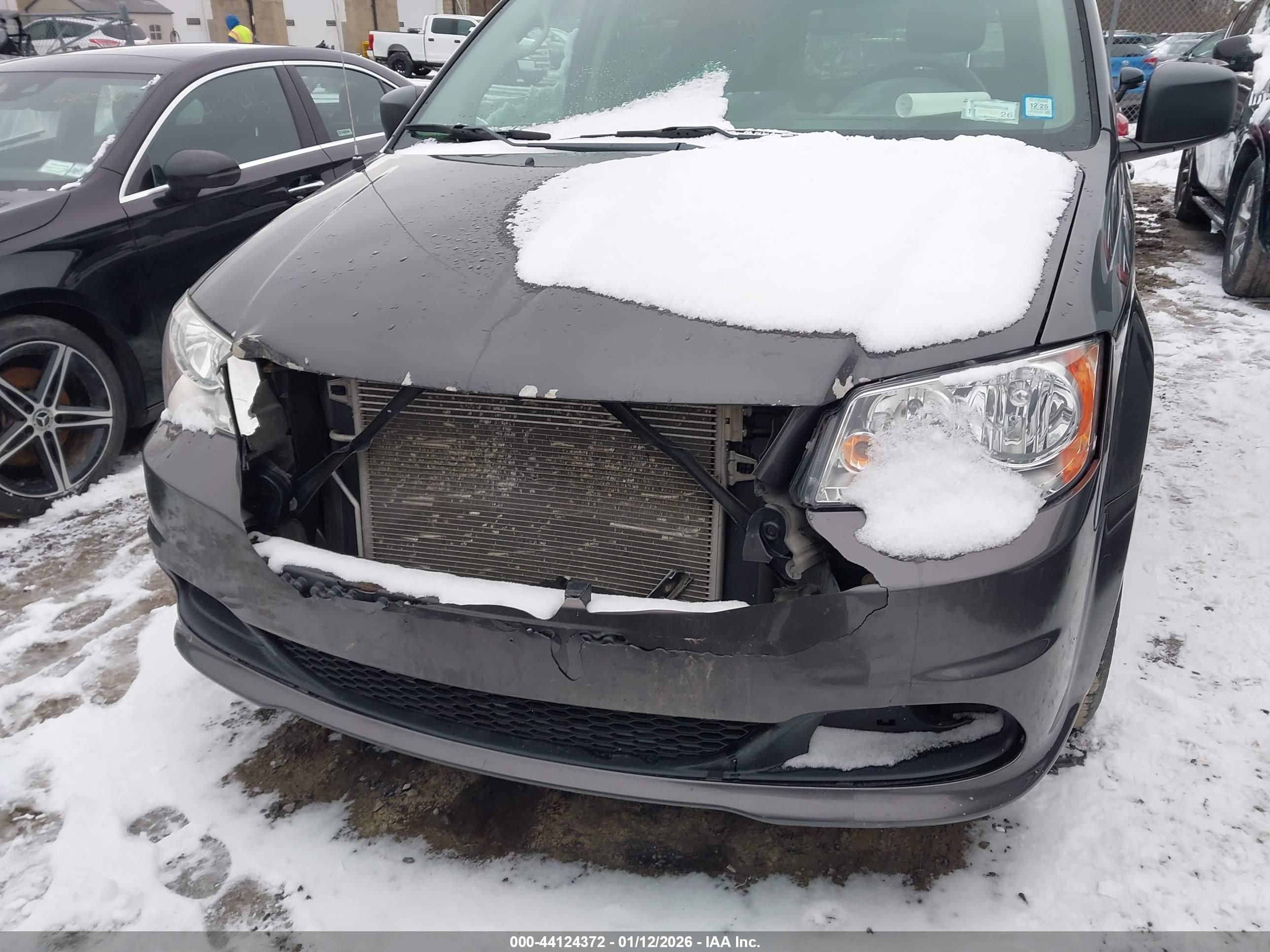 DODGE GRAND image 6