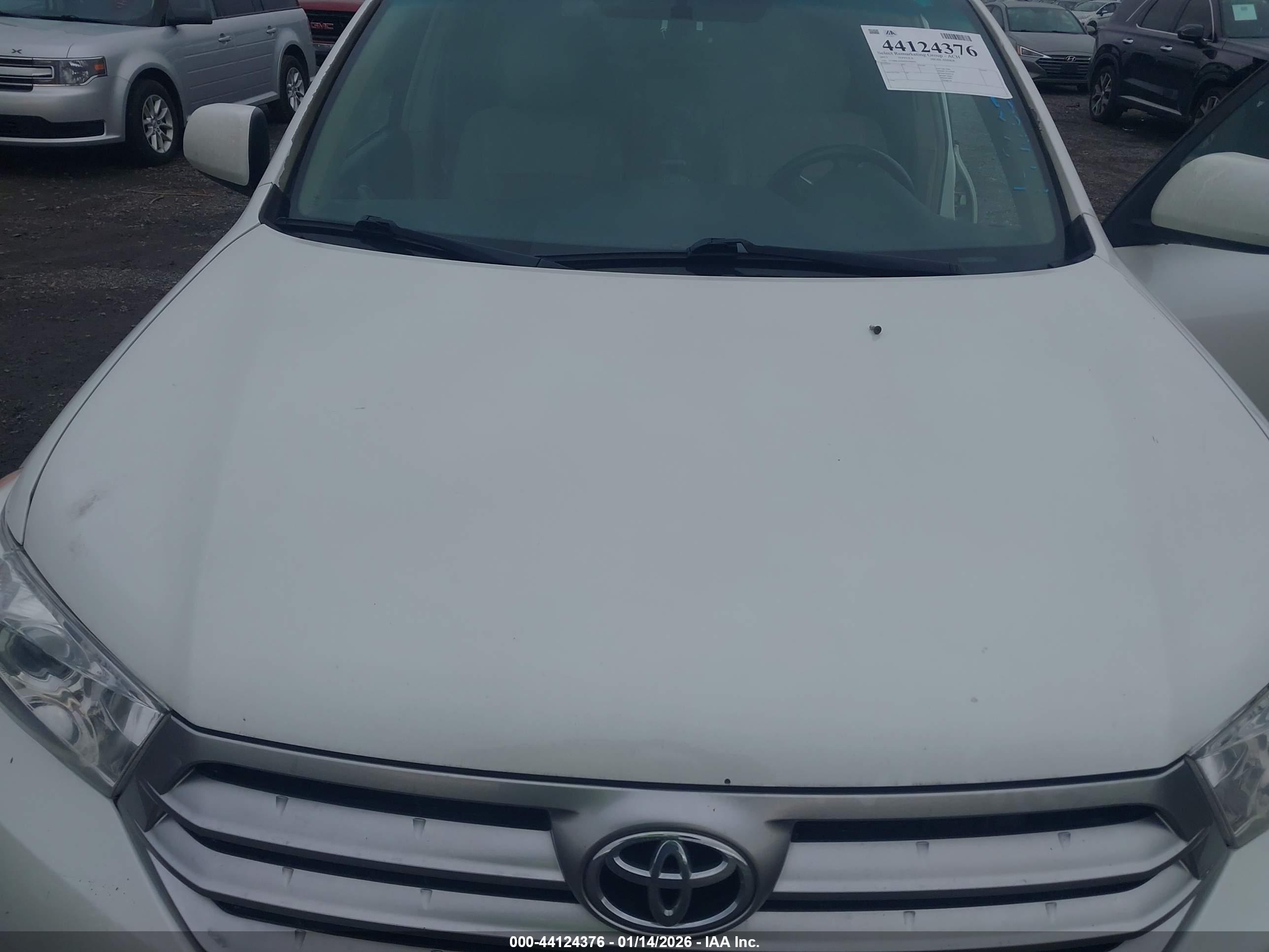 TOYOTA HIGHLANDER image 10