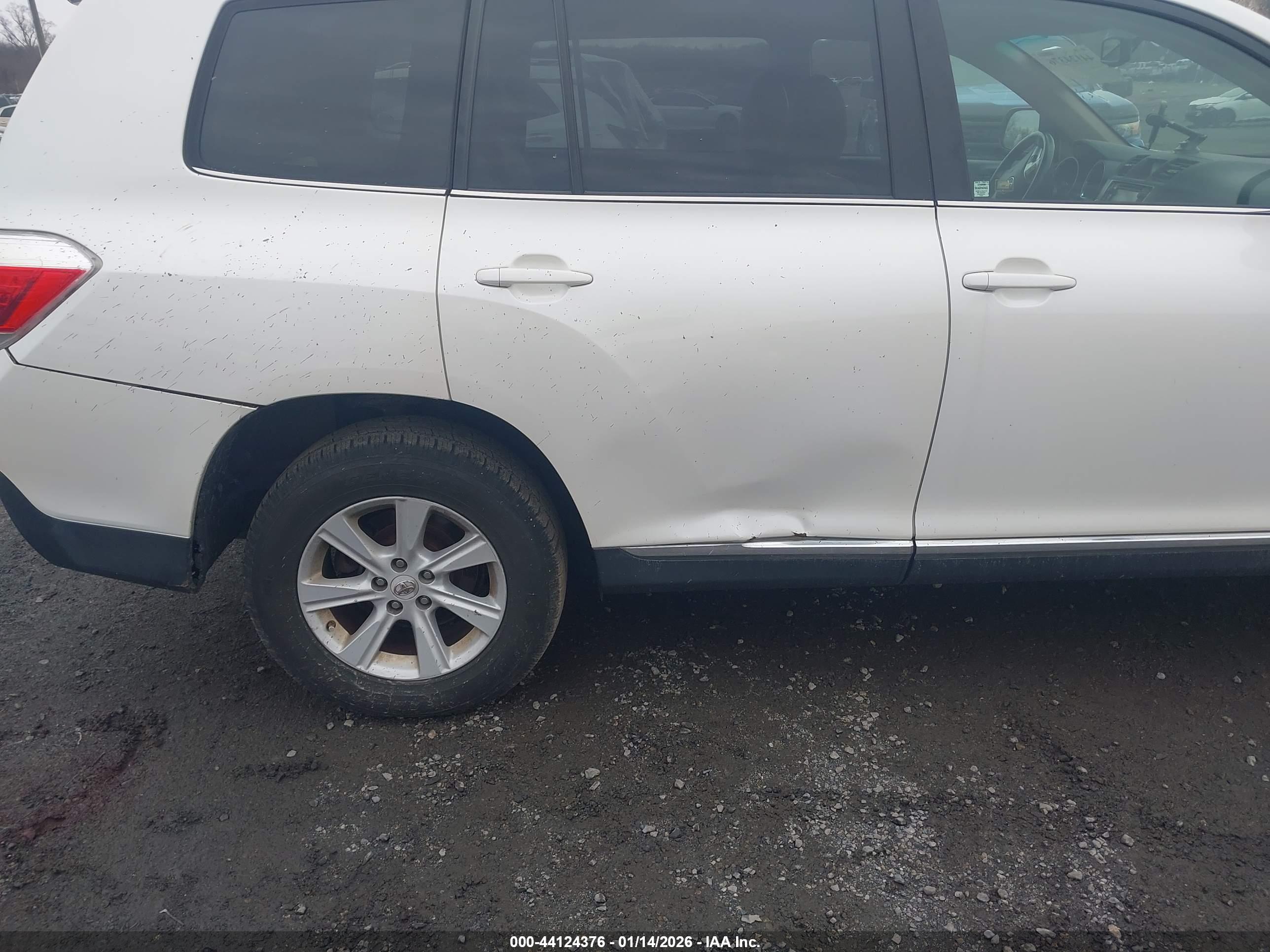 TOYOTA HIGHLANDER image 6