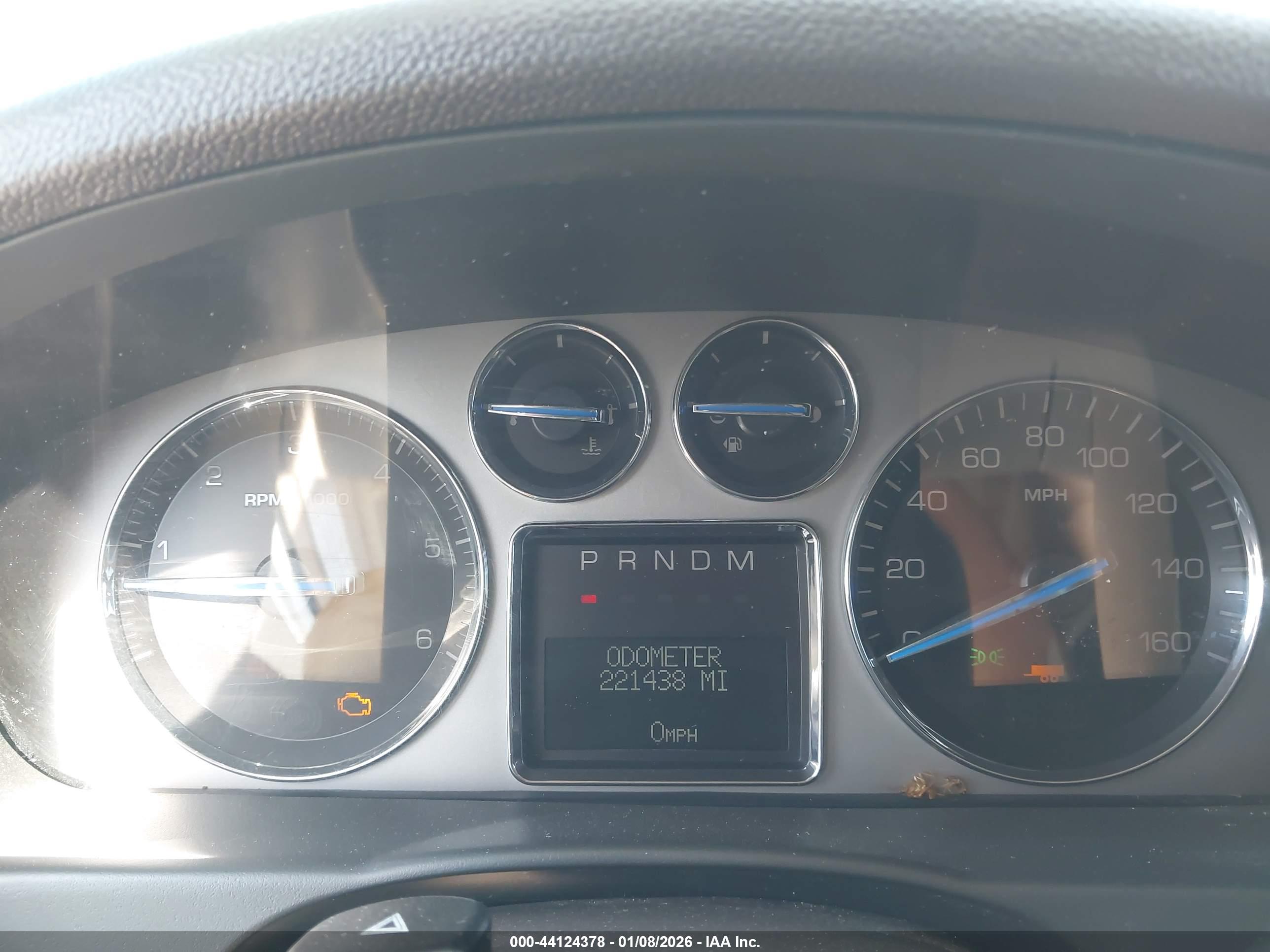 CADILLAC ESCALADE image 7