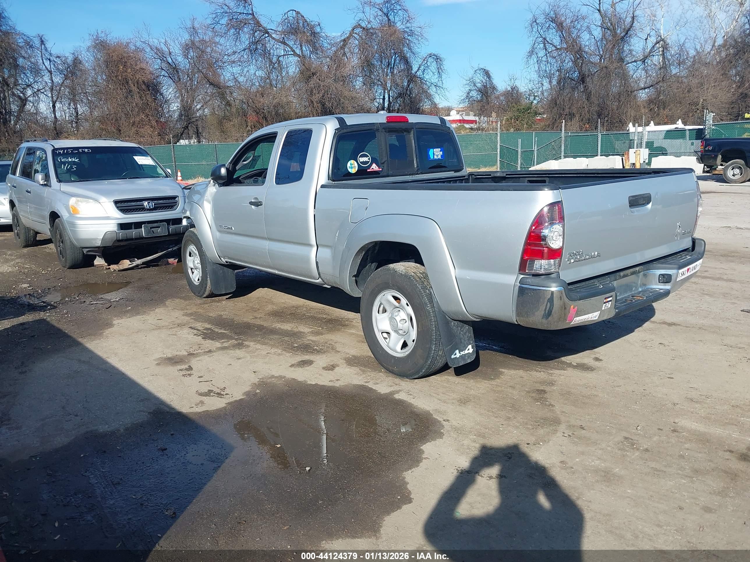 TOYOTA TACOMA image 3