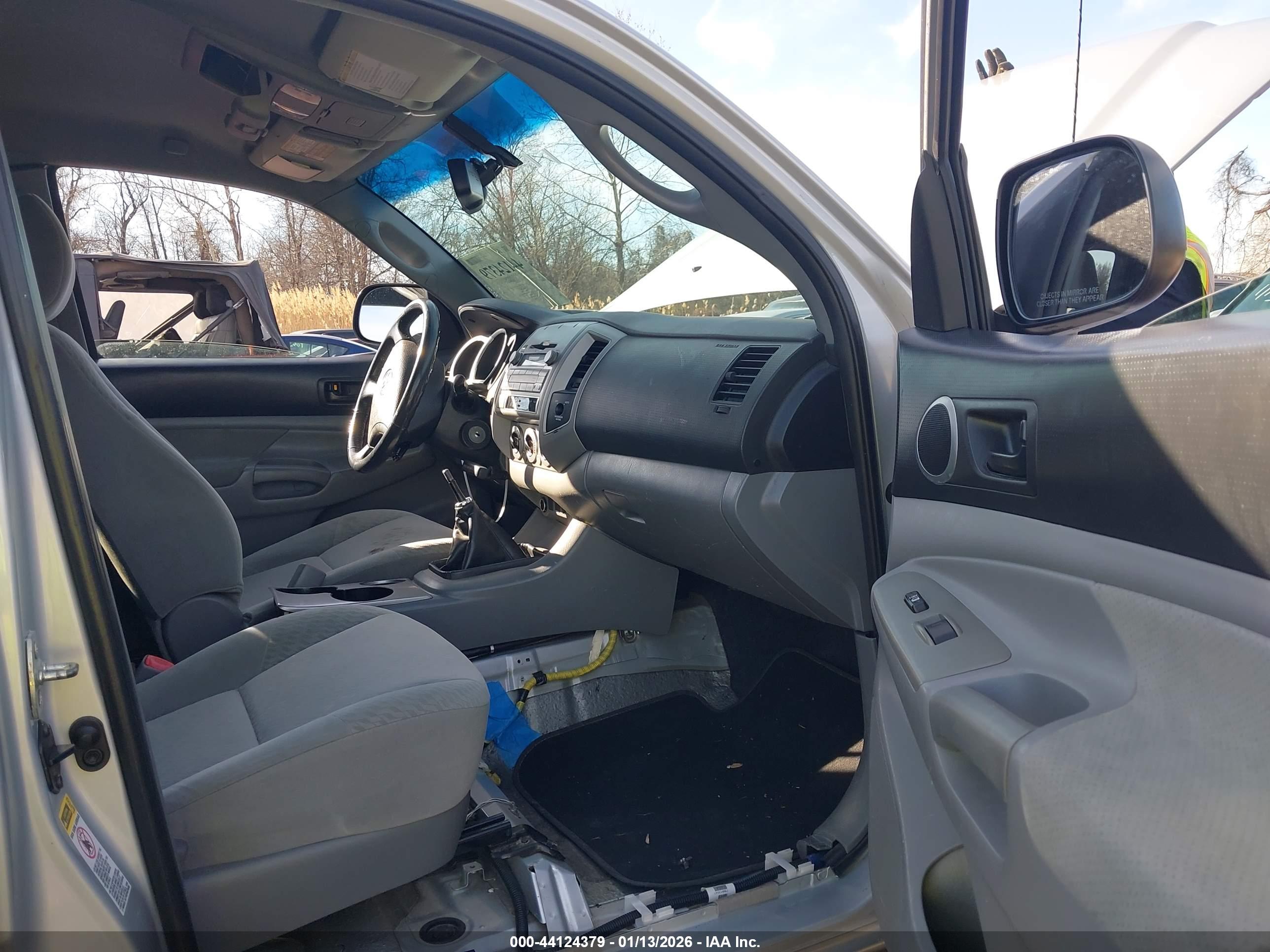TOYOTA TACOMA image 5