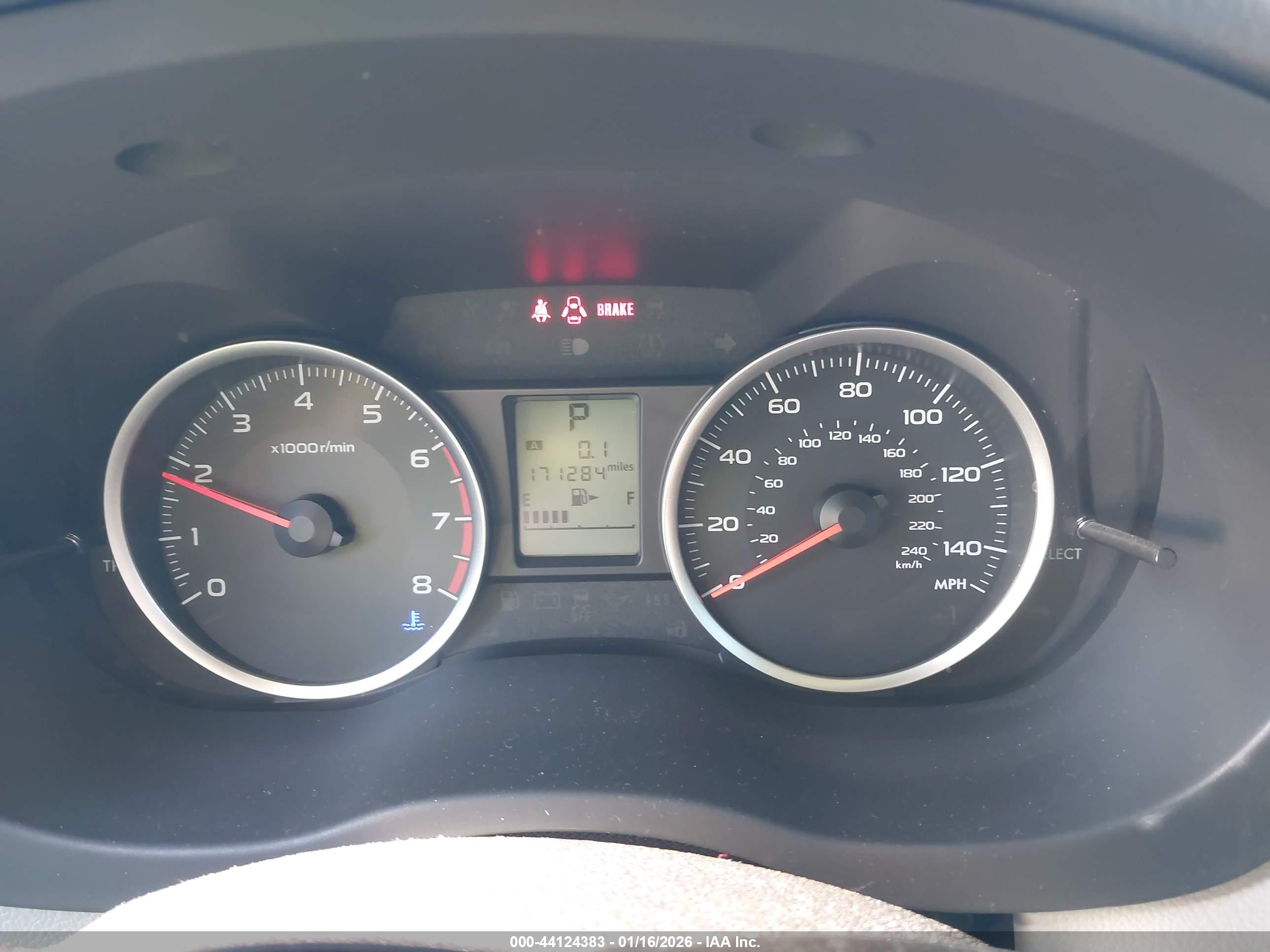 SUBARU FORESTER image 7