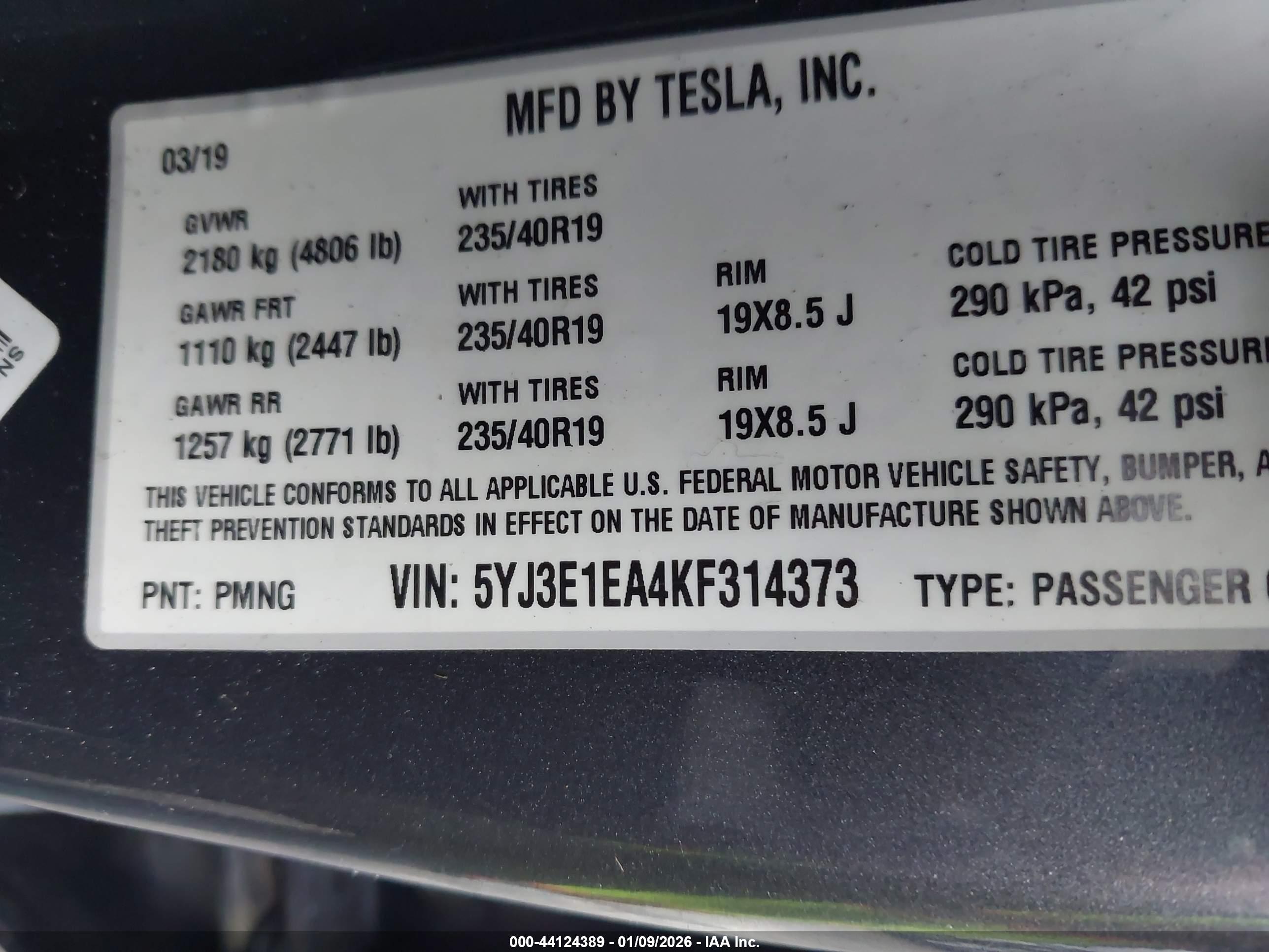 TESLA MODEL image 9