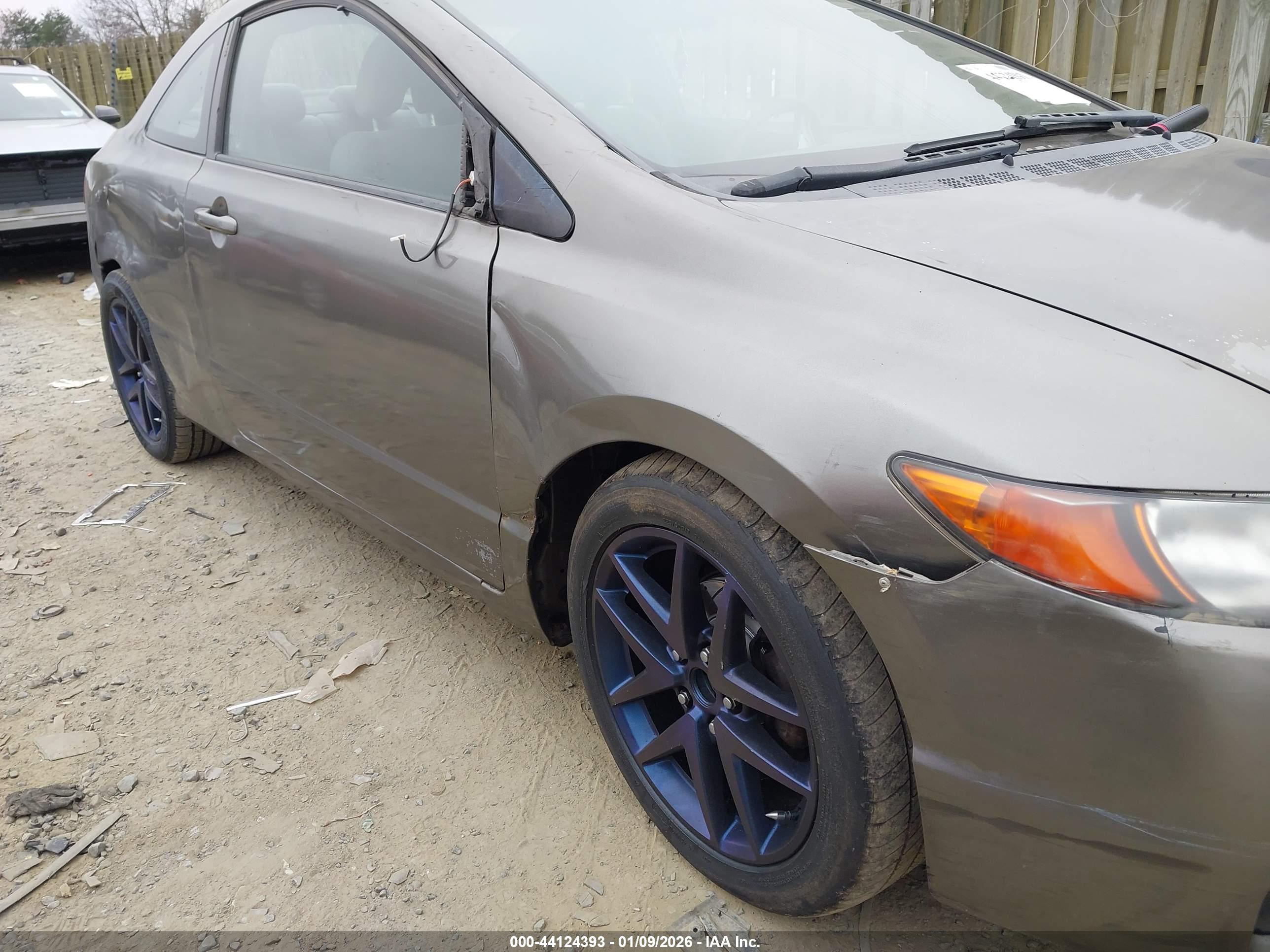 HONDA CIVIC image 6
