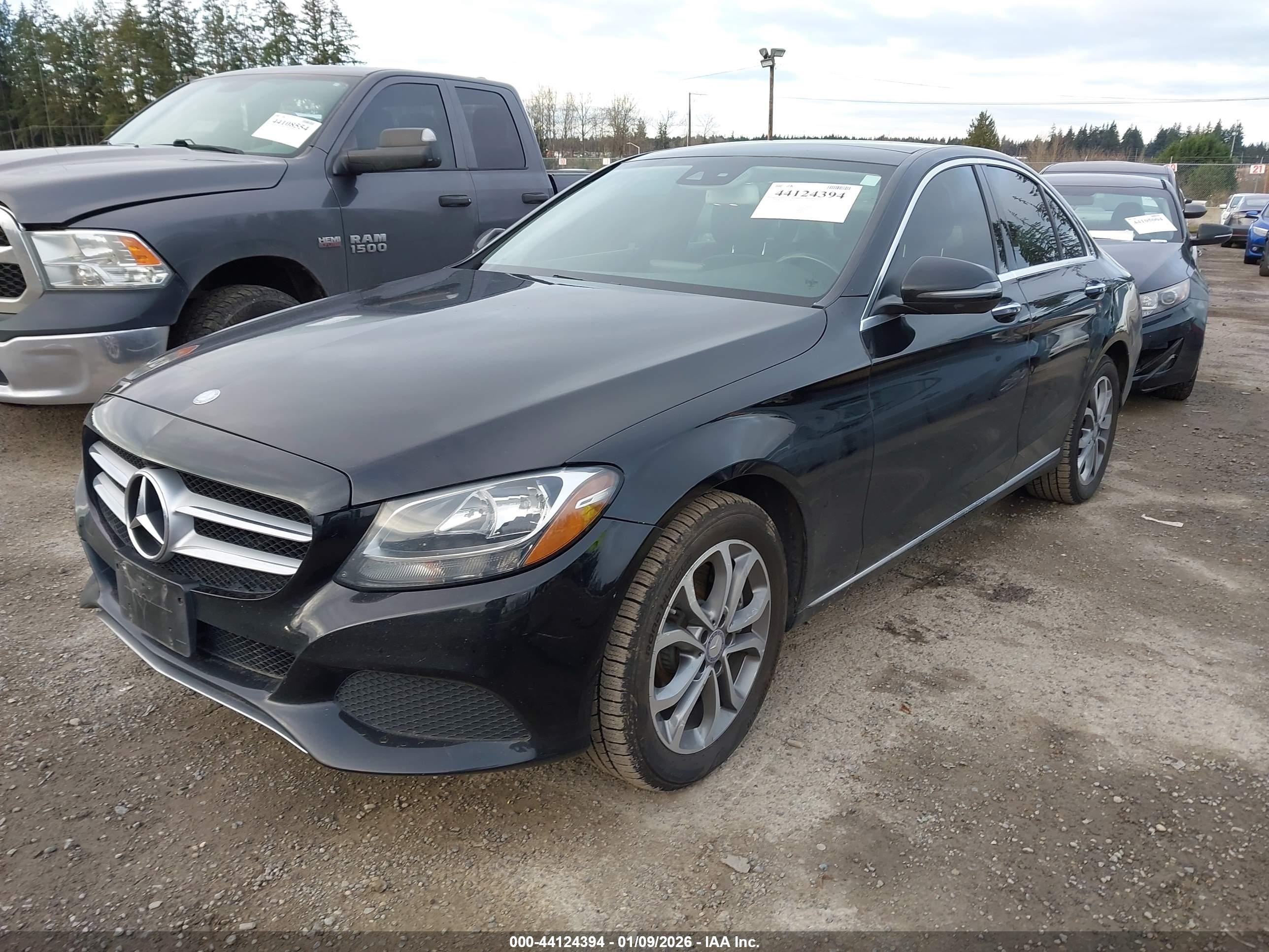 MERCEDES-BENZ C image 2