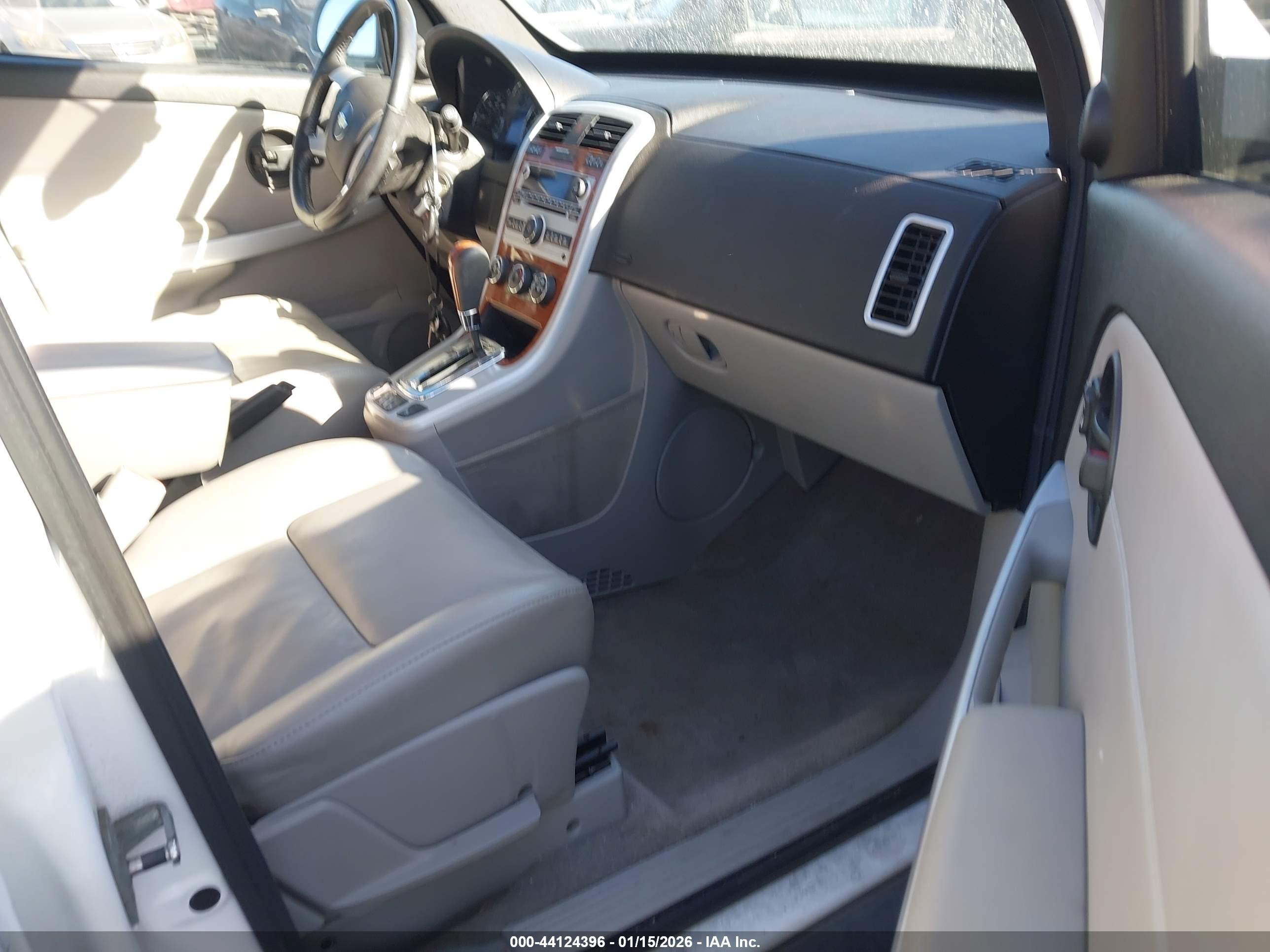CHEVROLET EQUINOX image 5