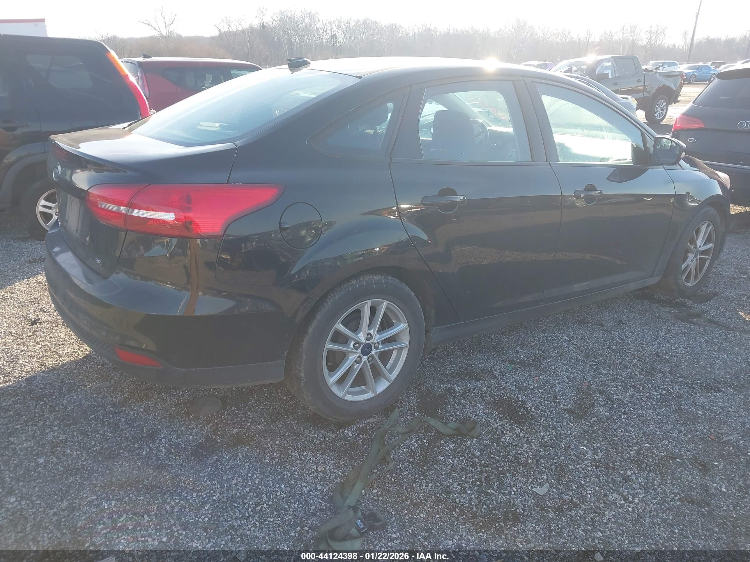 FORD FOCUS image 4