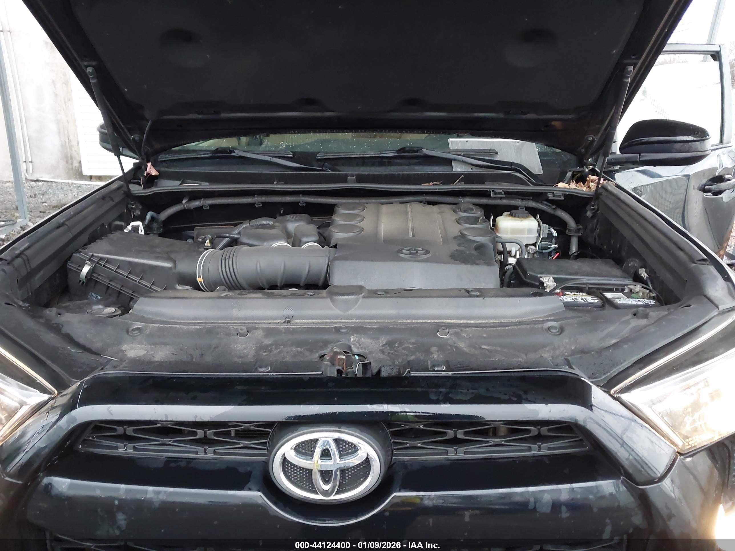 TOYOTA 4RUNNER image 10