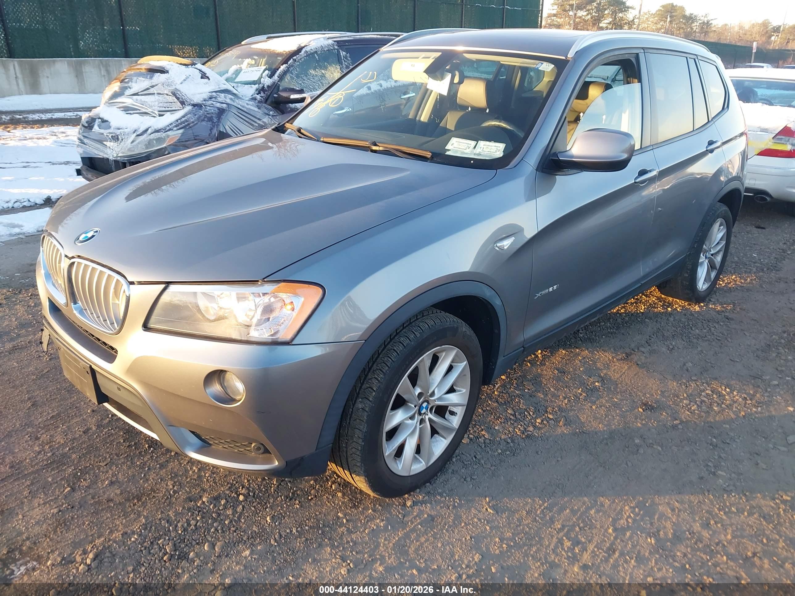 BMW X3 image 2