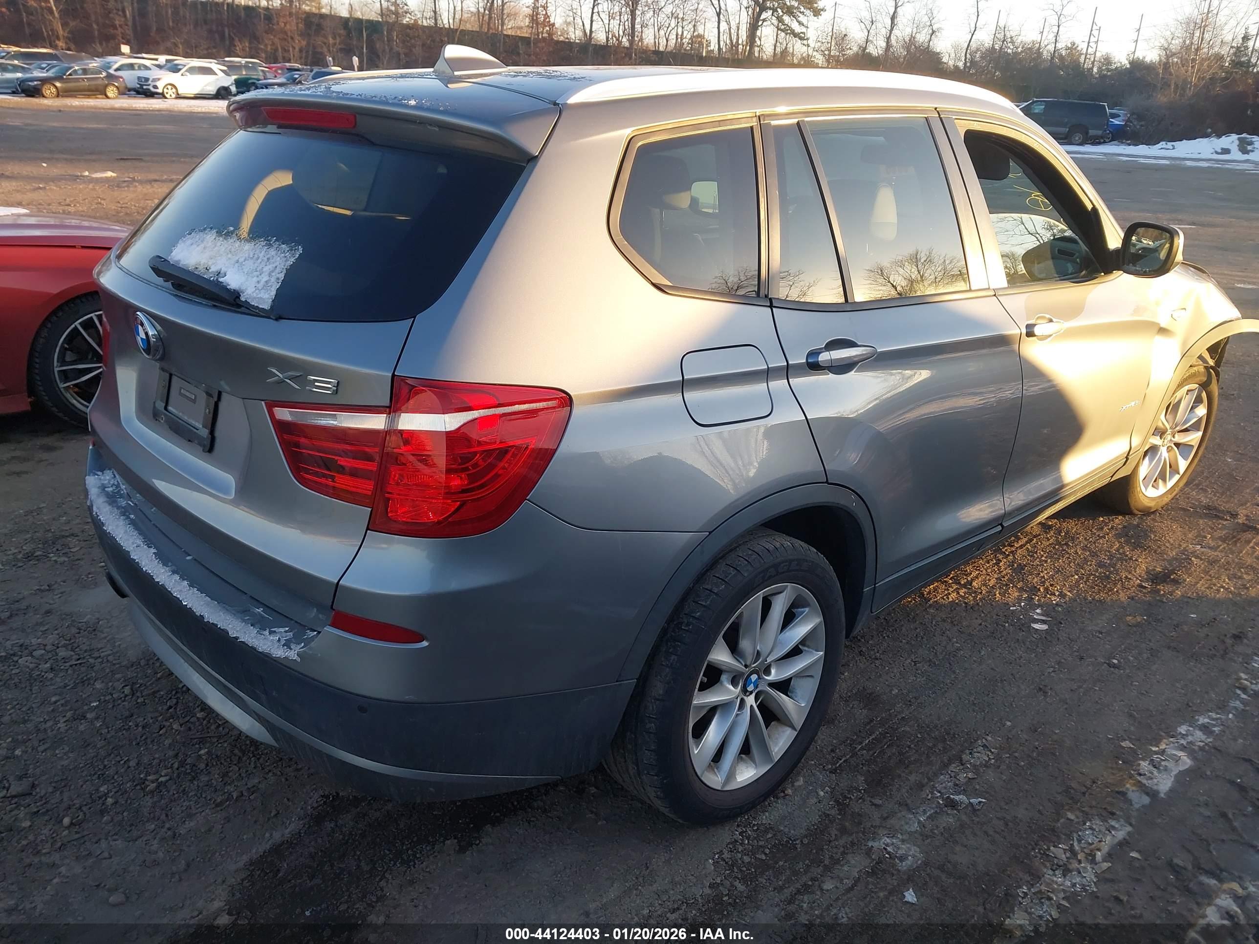 BMW X3 image 4