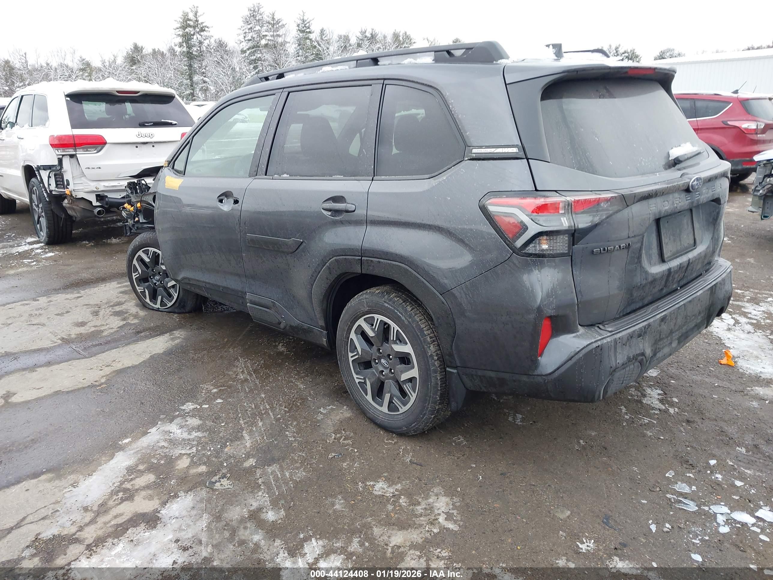 SUBARU FORESTER image 3