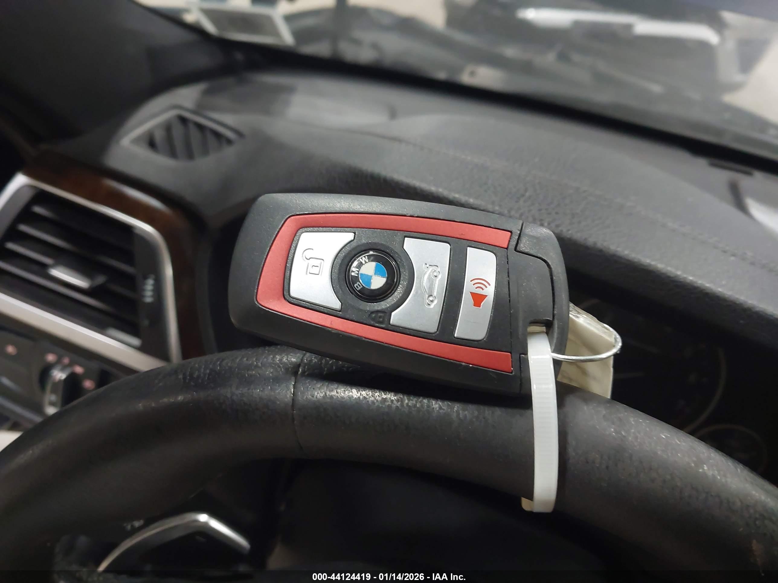 BMW 330I image 11