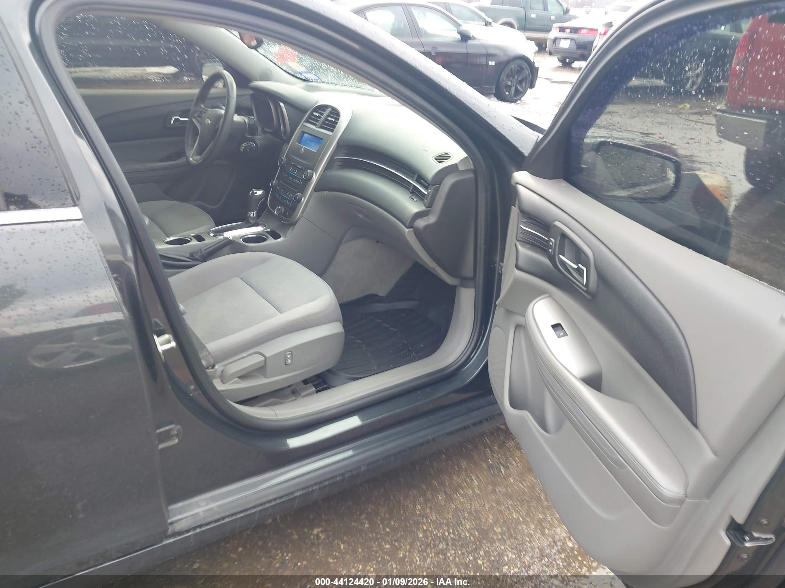 CHEVROLET MALIBU image 5