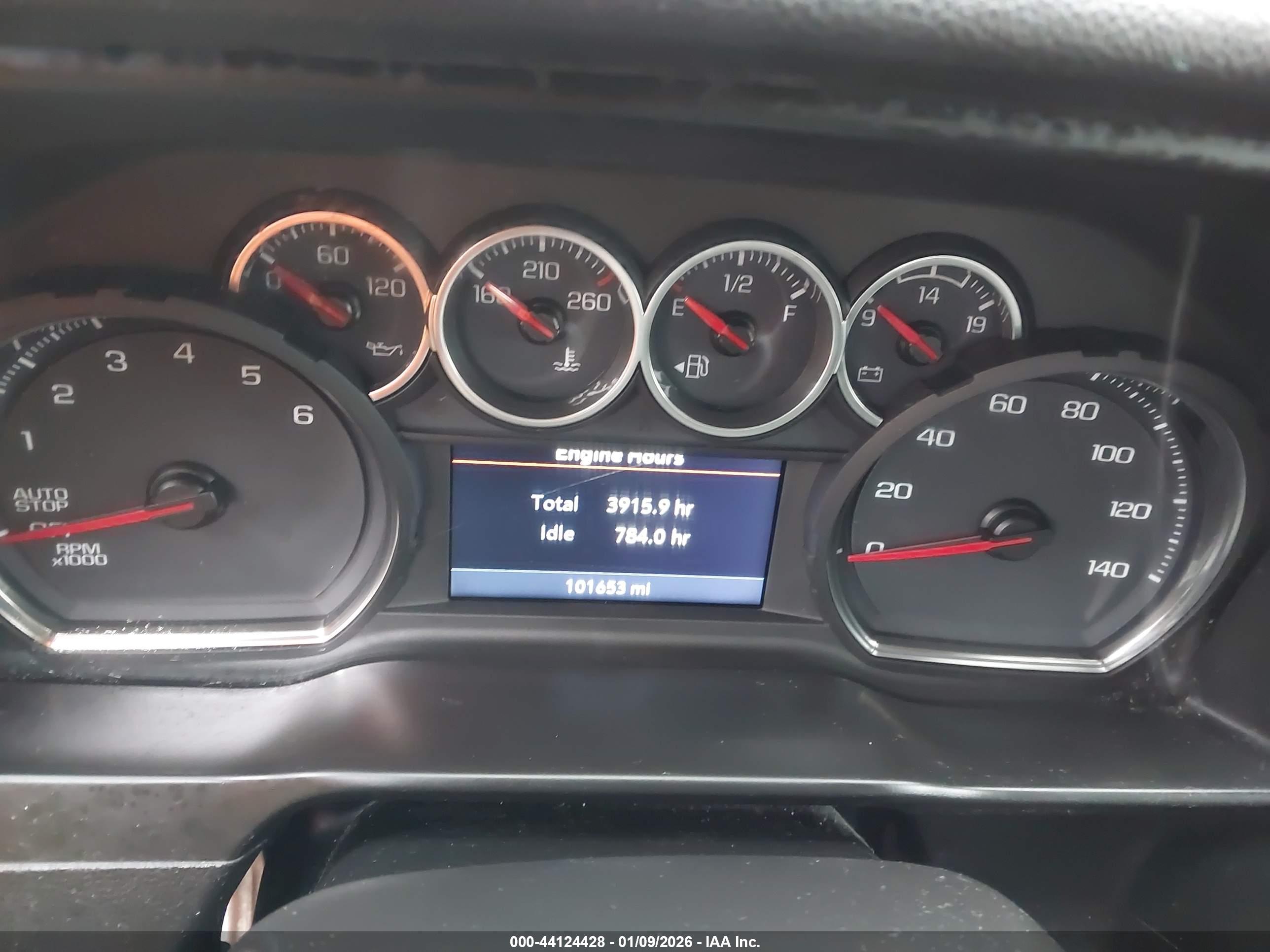 CHEVROLET SILVERADO image 7