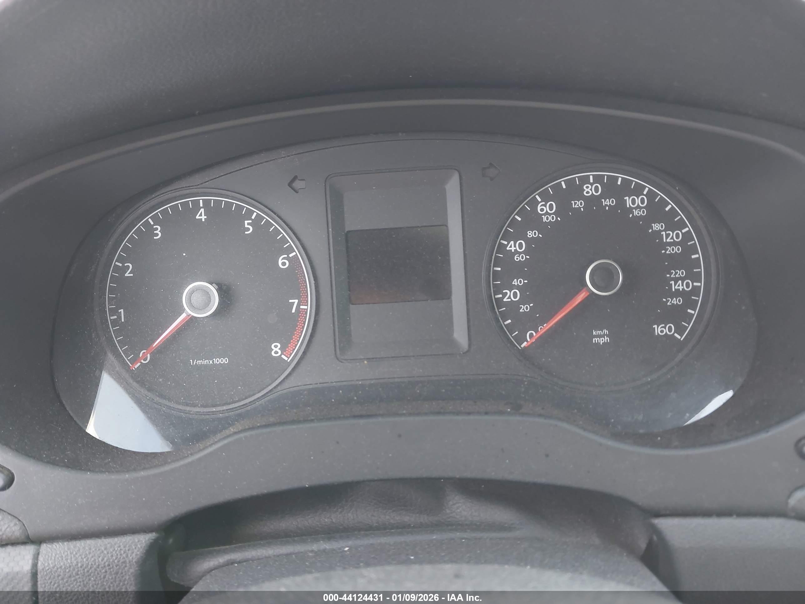 VOLKSWAGEN JETTA image 7