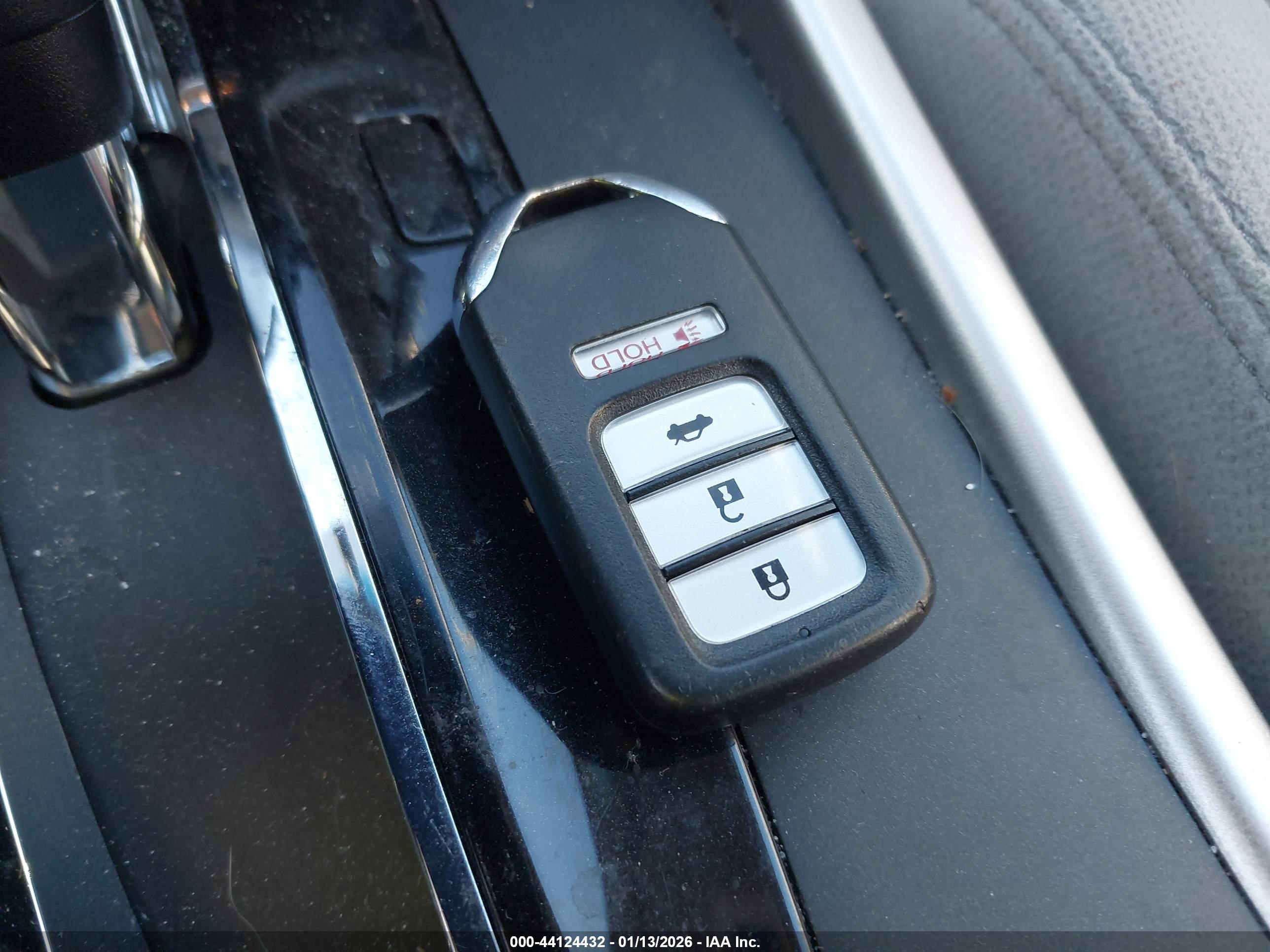 HONDA ACCORD image 11