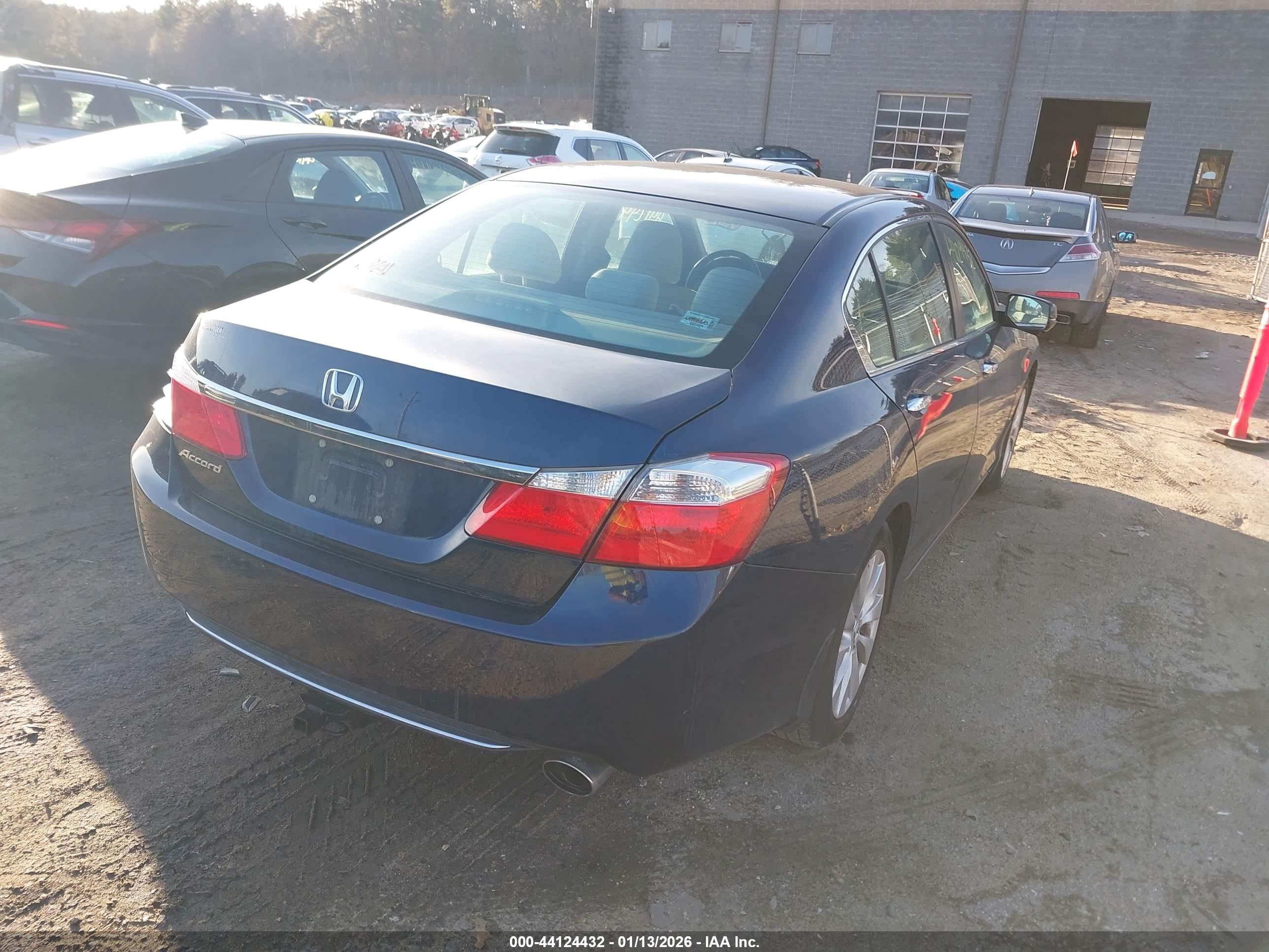 HONDA ACCORD image 4