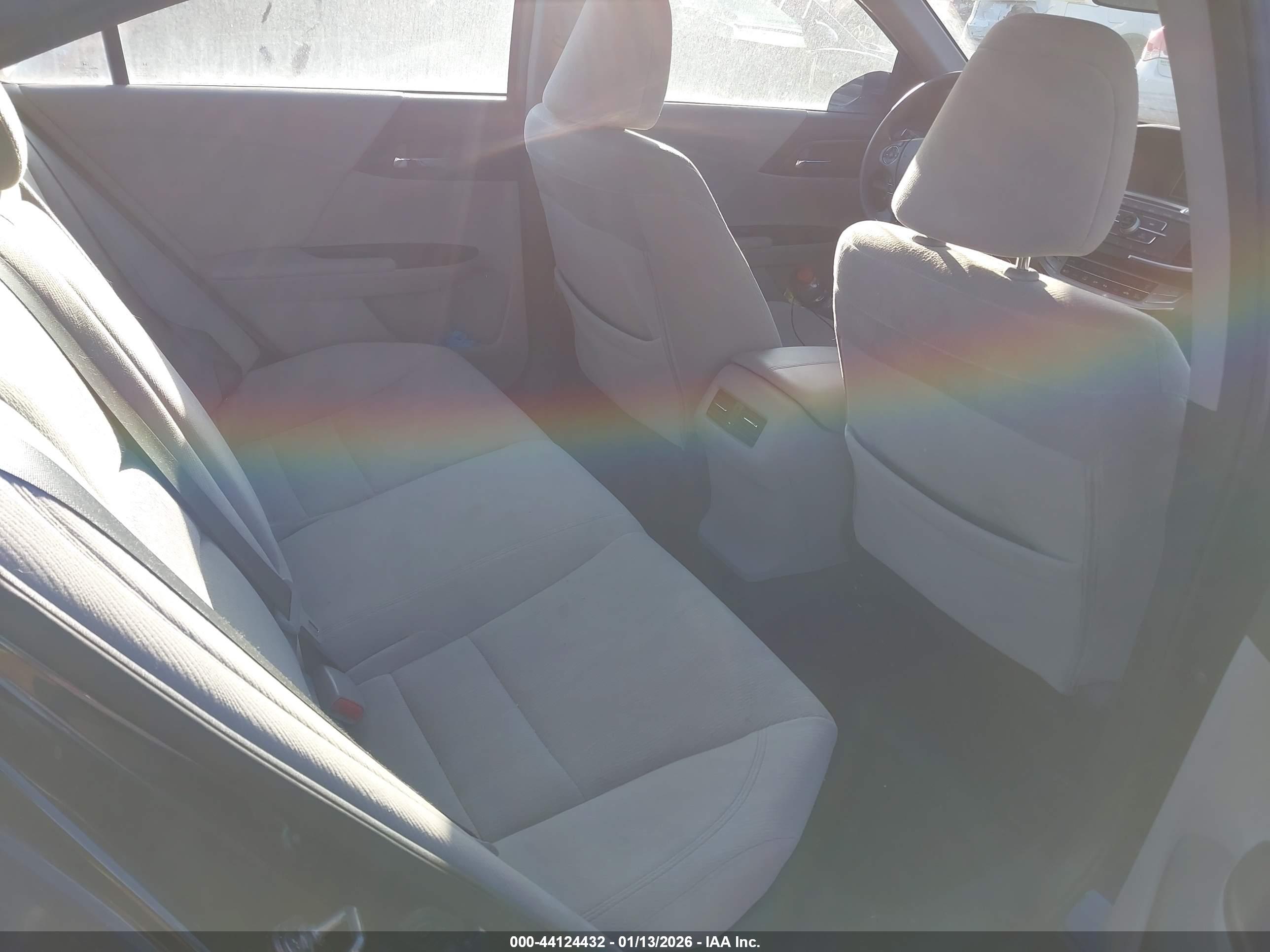 HONDA ACCORD image 8