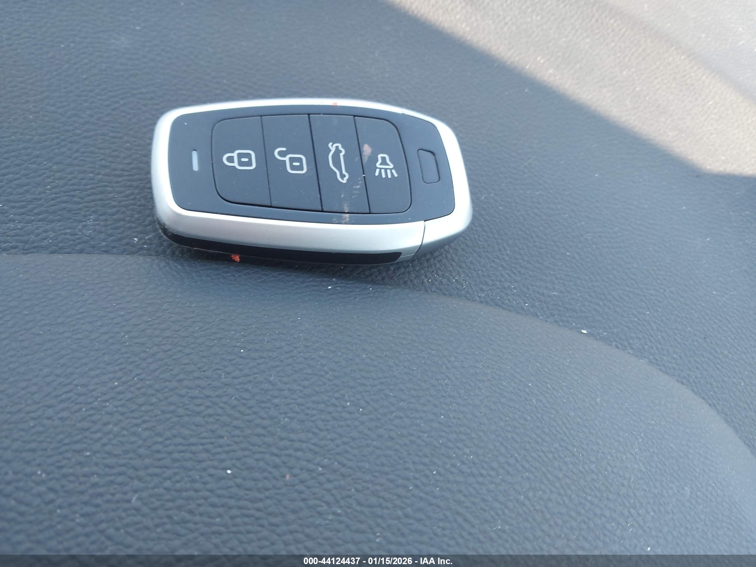CHEVROLET TRAX image 11