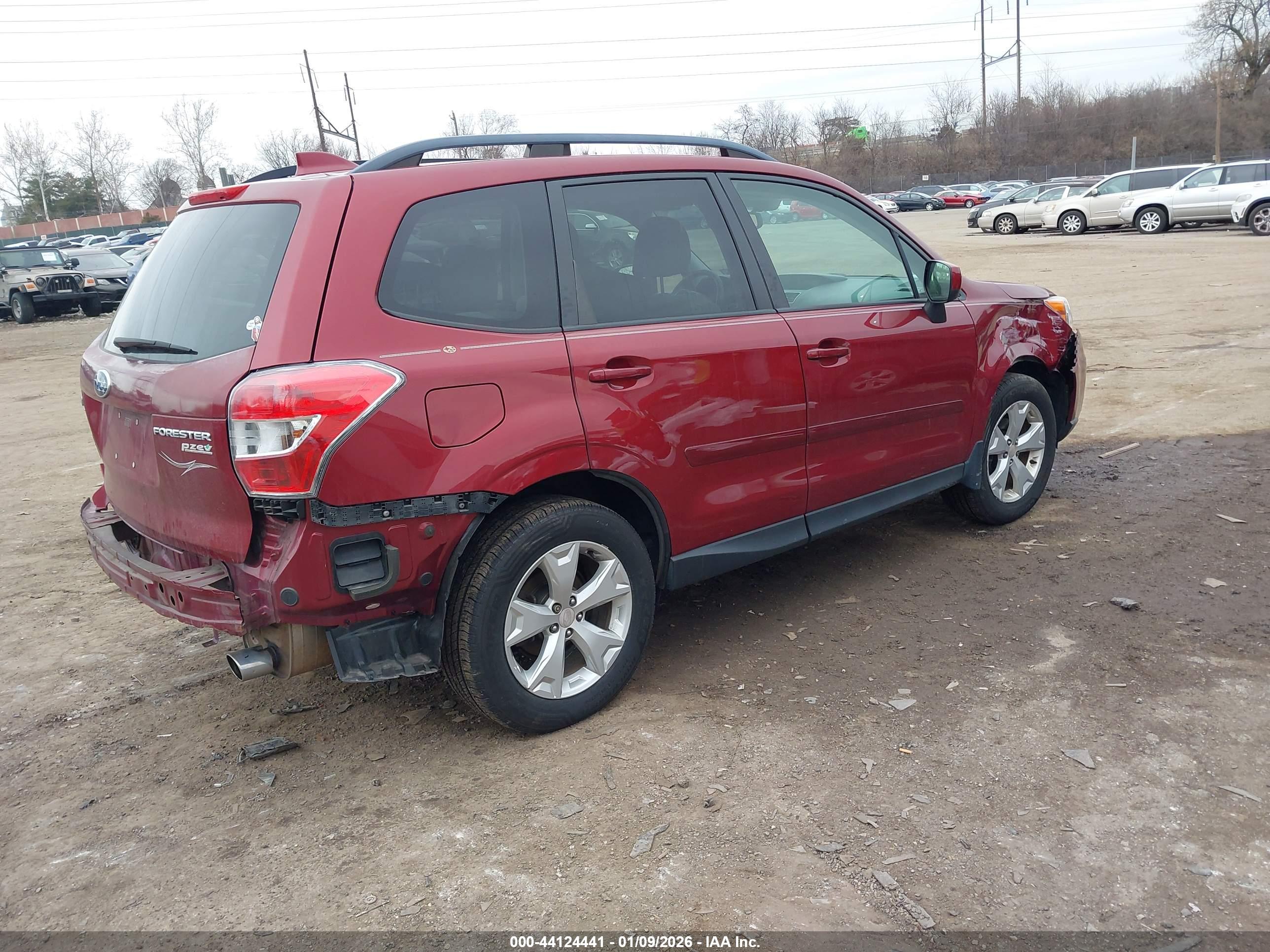 SUBARU FORESTER image 4