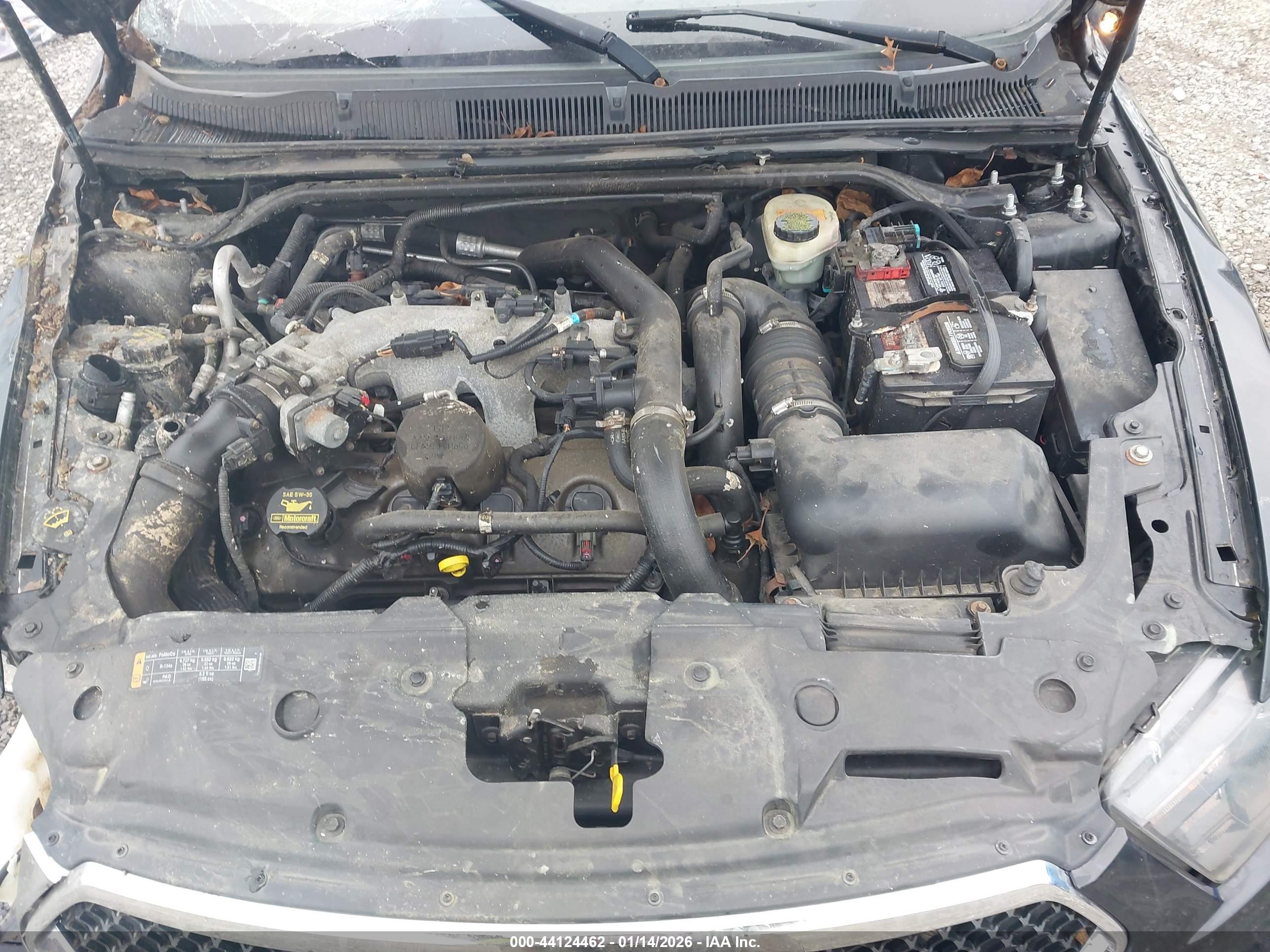 FORD TAURUS image 10