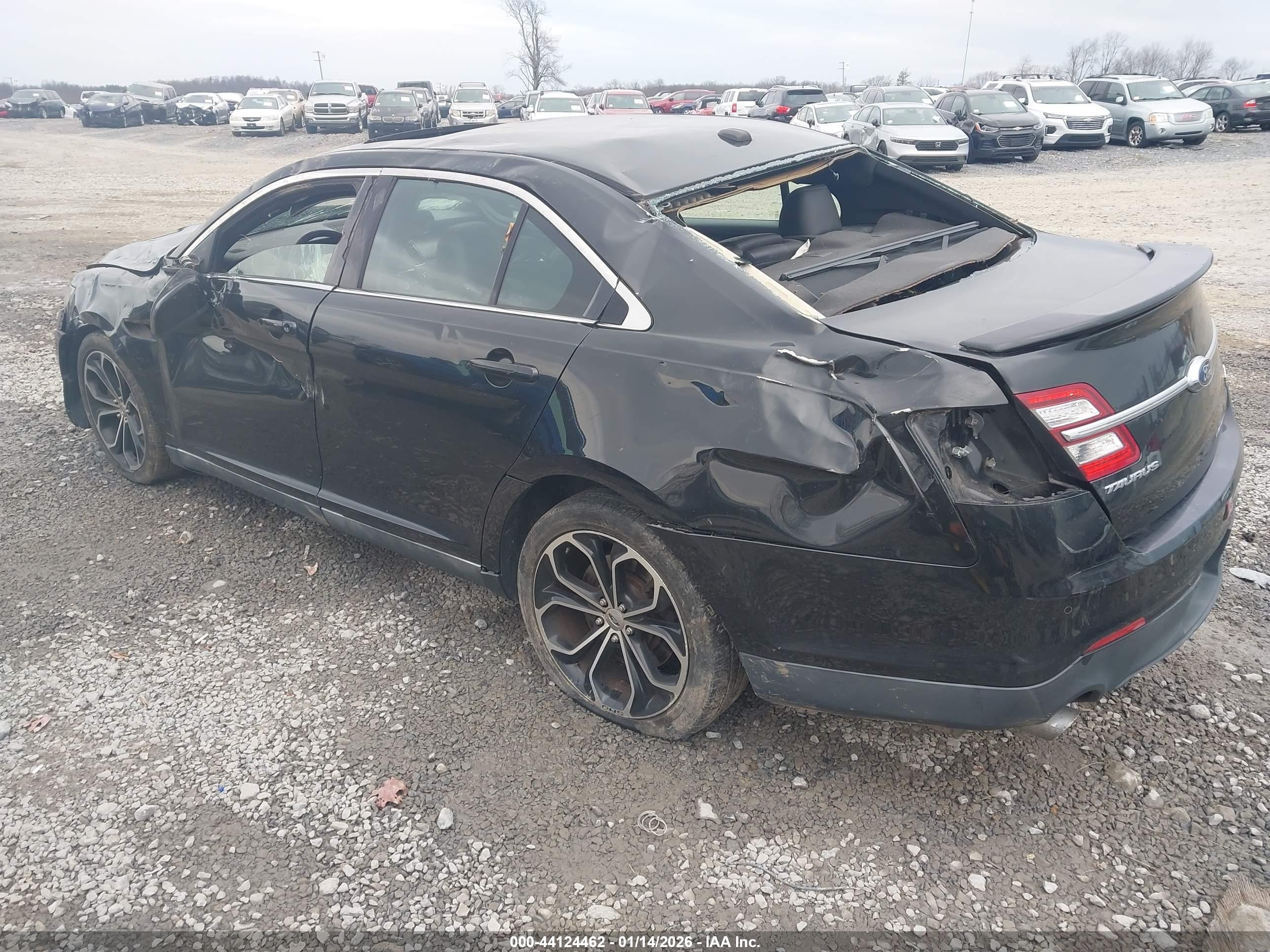 FORD TAURUS image 3