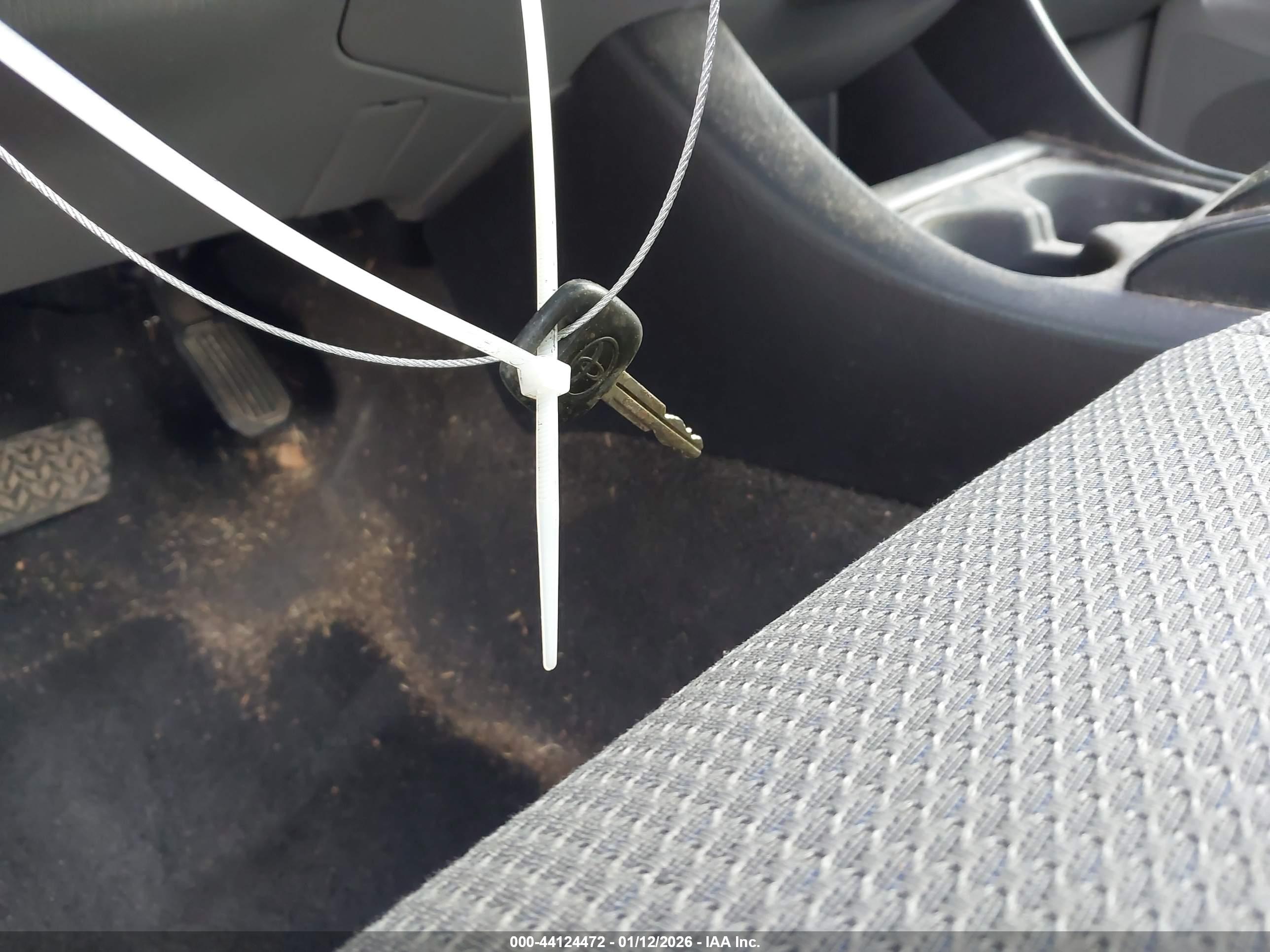 TOYOTA TACOMA image 11