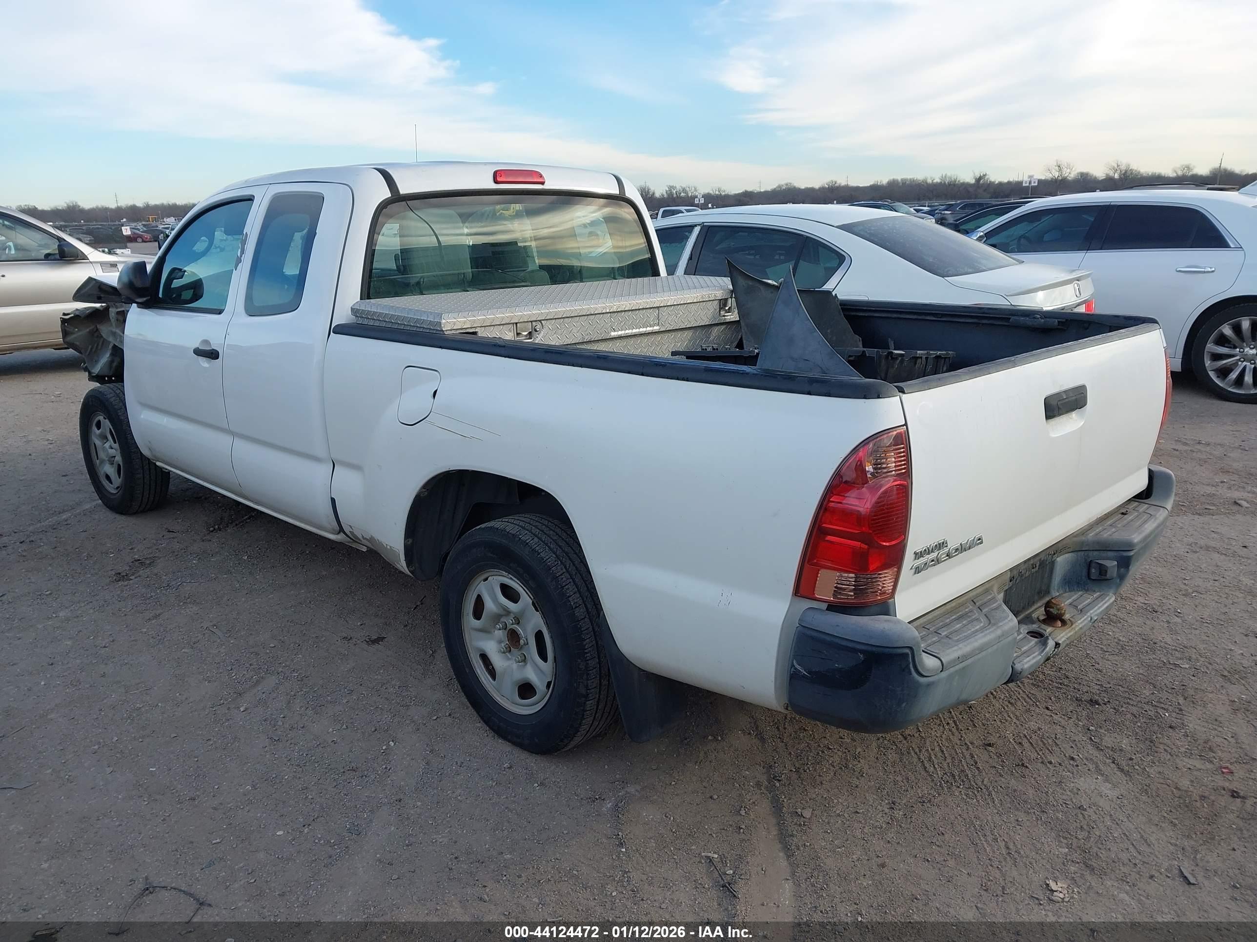 TOYOTA TACOMA image 3