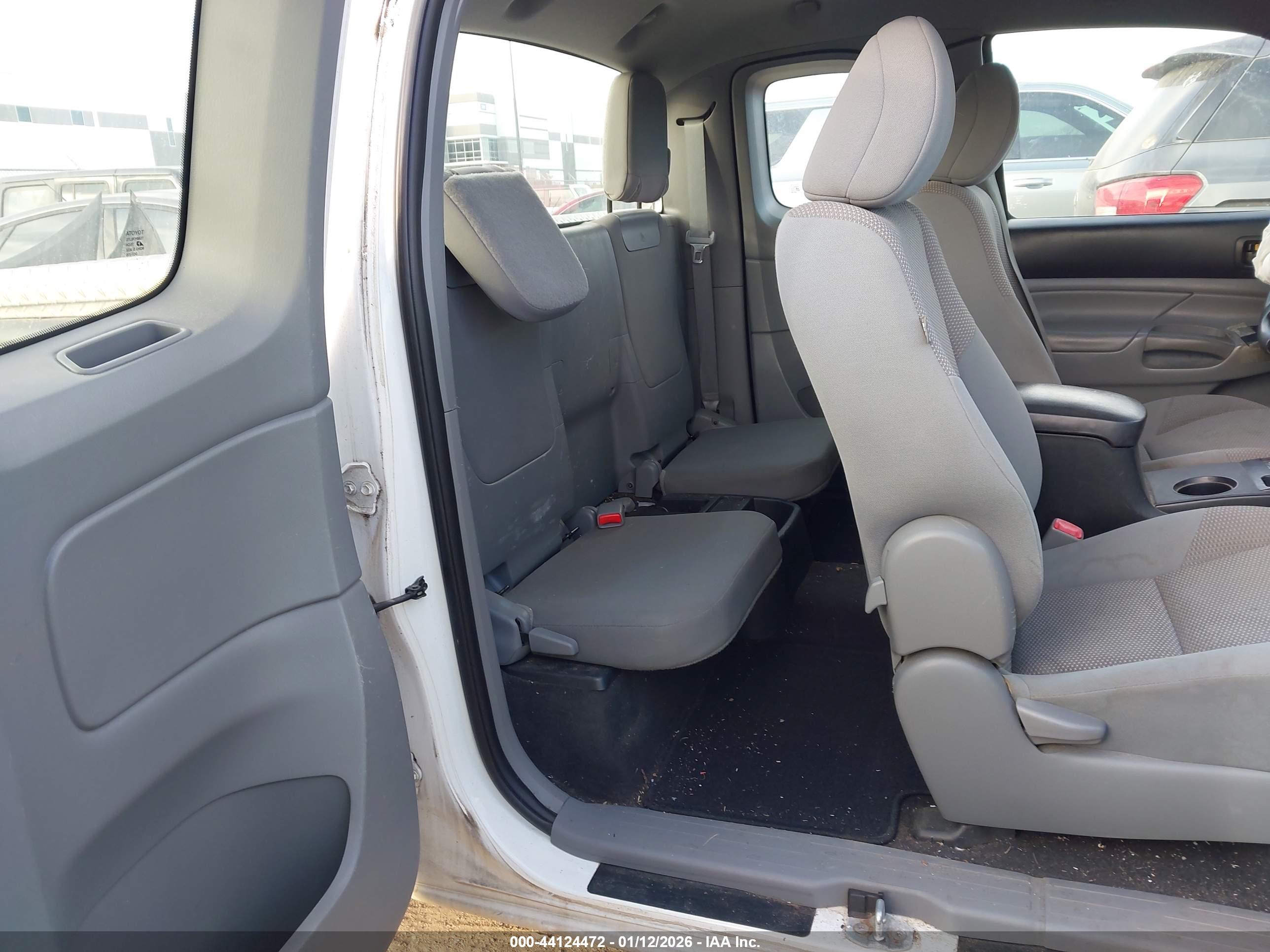 TOYOTA TACOMA image 8