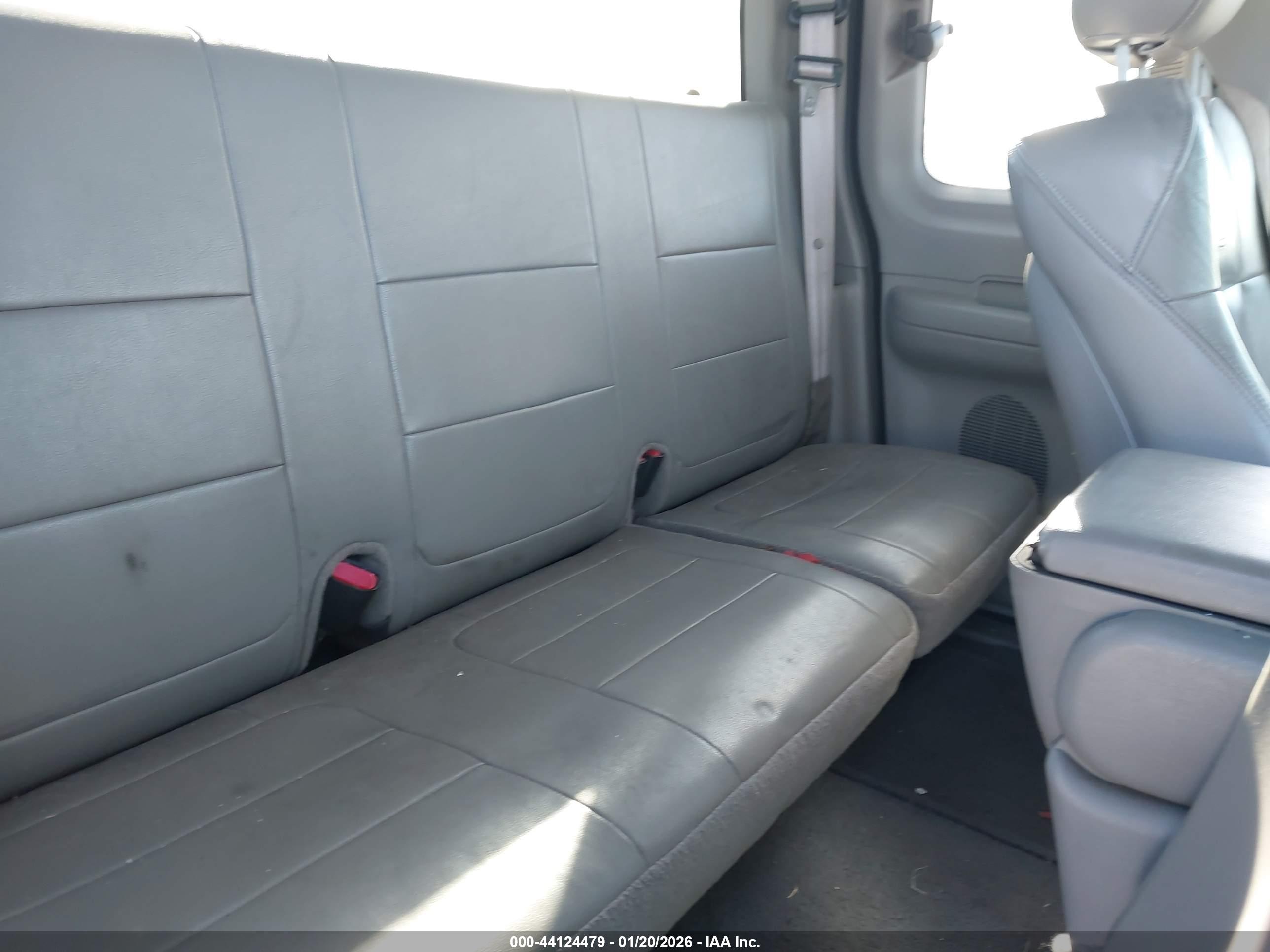 FORD F-150 image 8