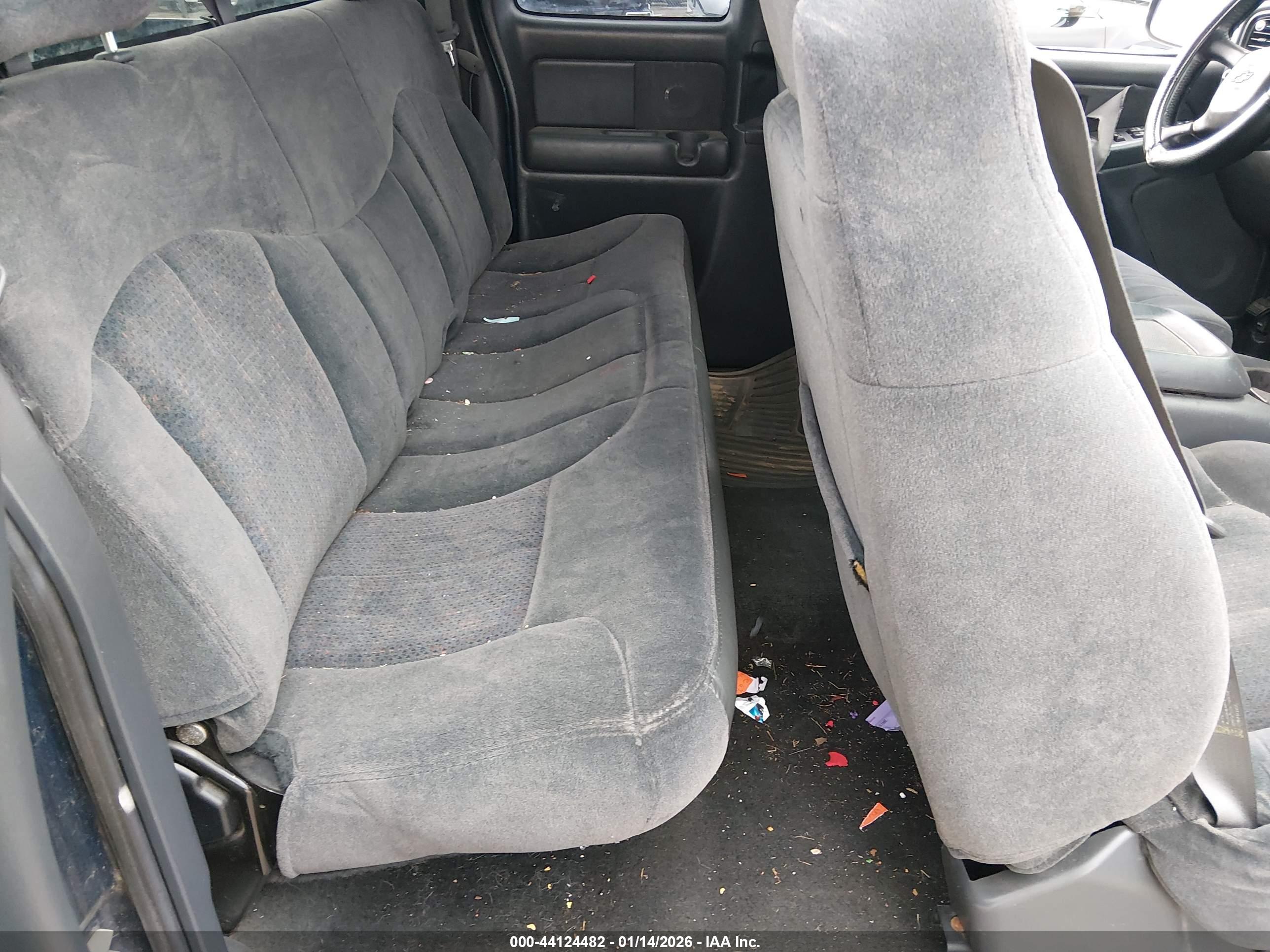 CHEVROLET SILVERADO image 8