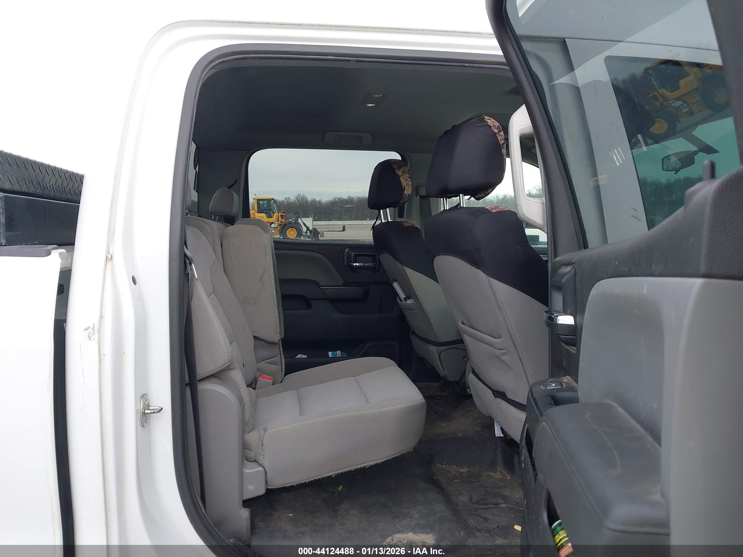 GMC SIERRA image 8