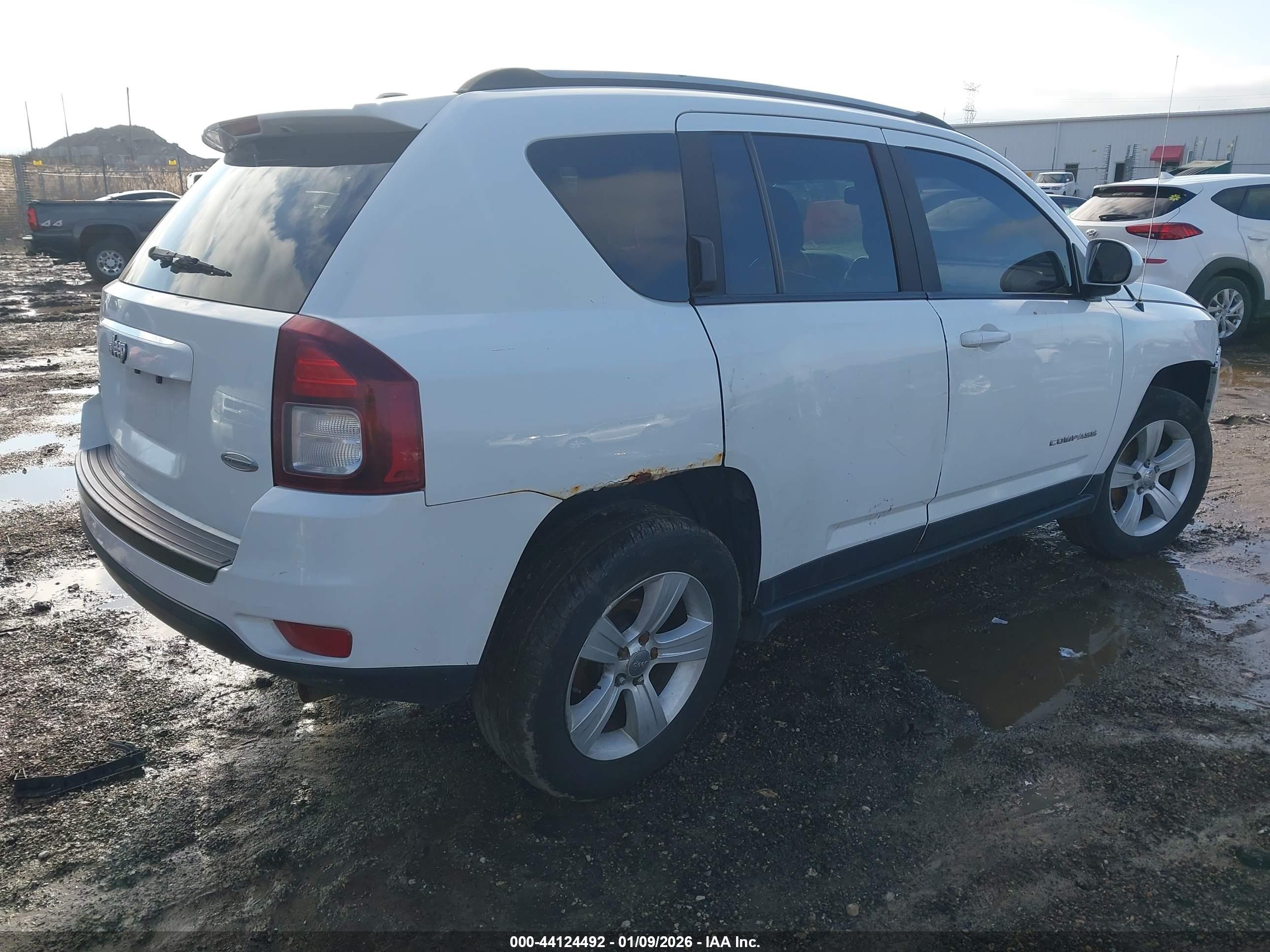 JEEP COMPASS image 4